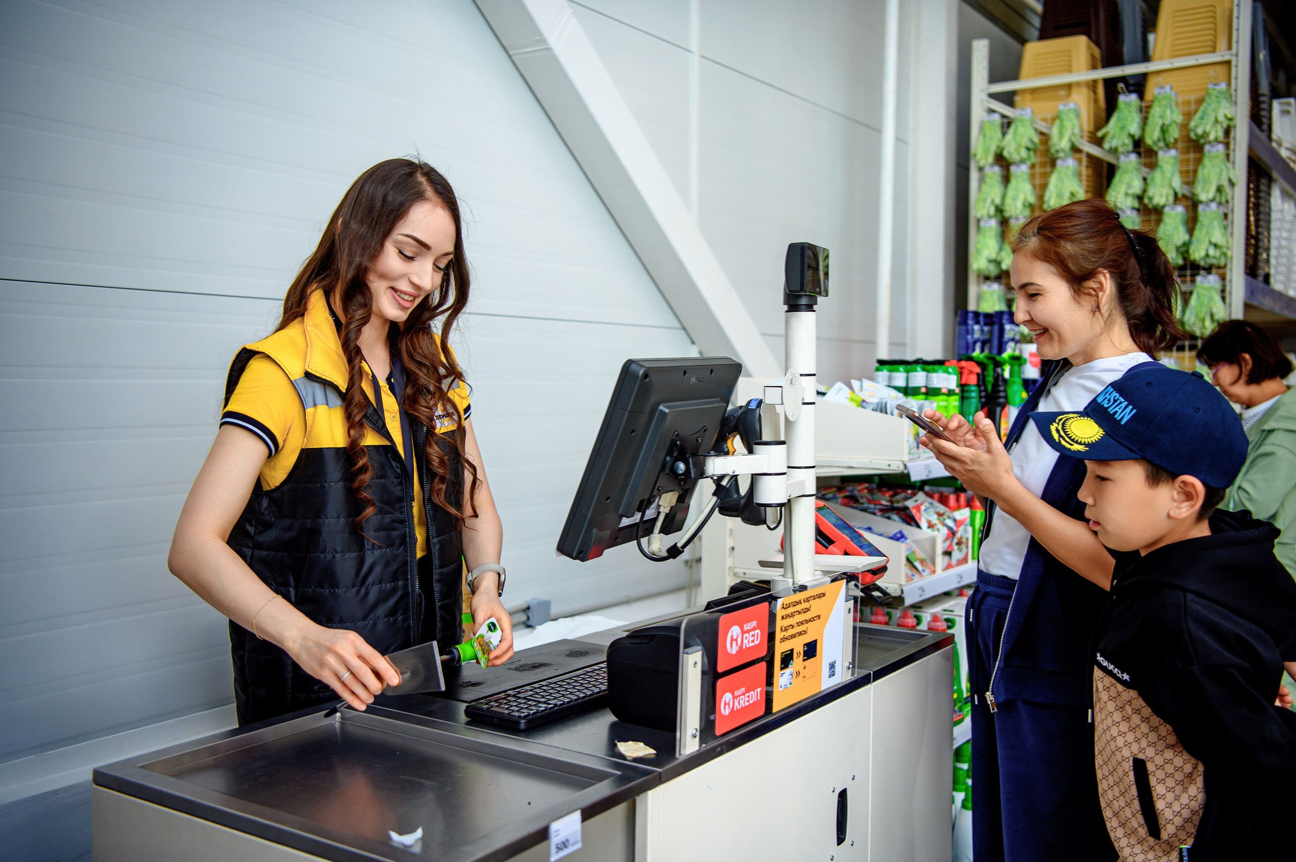 Презентации. Открытия. Елена Северина фотограф, Алматы: репортаж (спорт, концерты, конференции), предметная и фуд-съёмка, портреты, каталоги, фэшн, ретушь