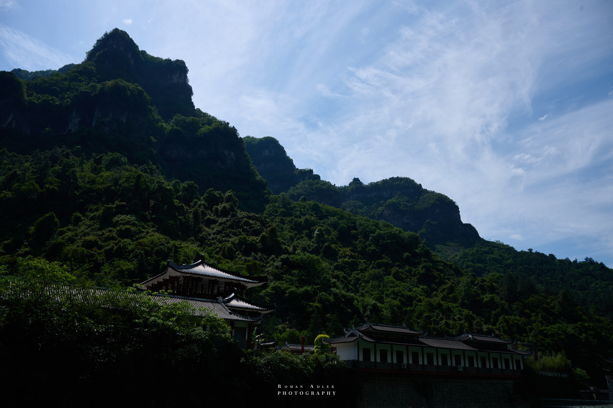 Heaven’s Gate — Zhangjiajie’s Iconic Mountain