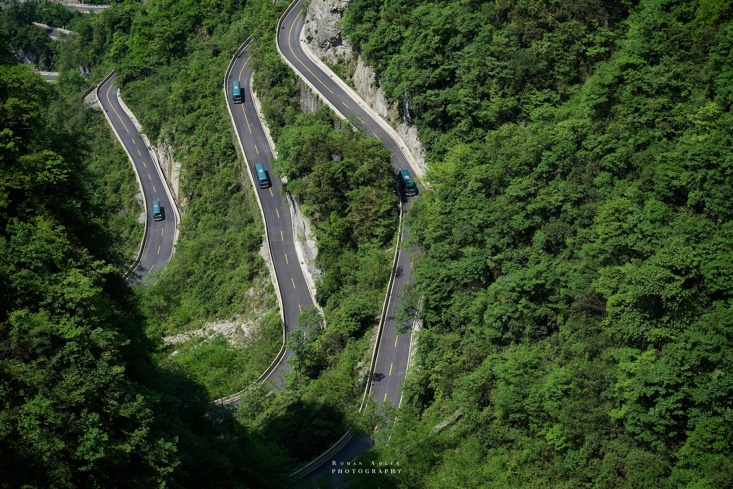 Heaven’s Gate — Zhangjiajie’s Iconic Mountain