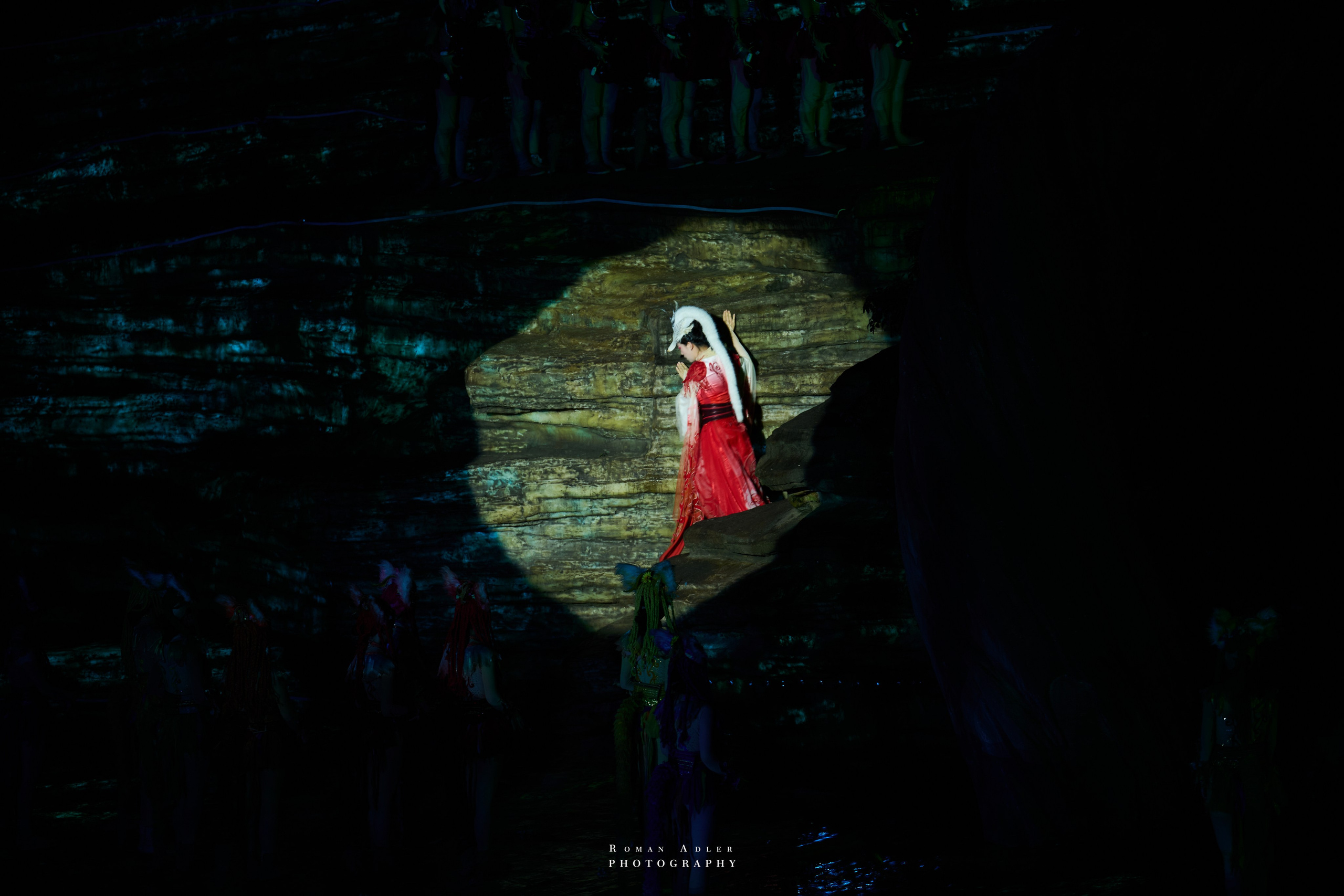 Театр Лисы. 摄影师罗曼·阿德勒