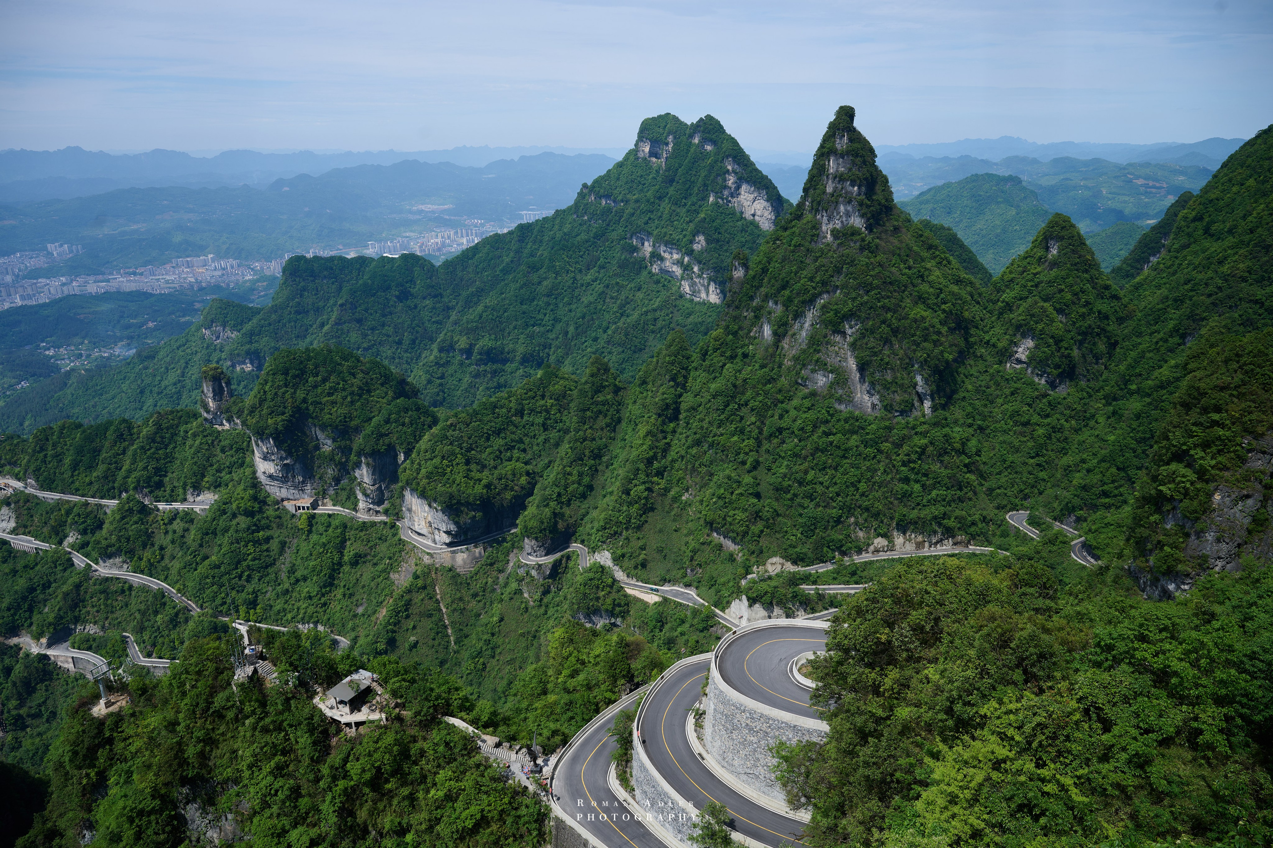 Heaven’s Gate — Zhangjiajie’s Iconic Mountain