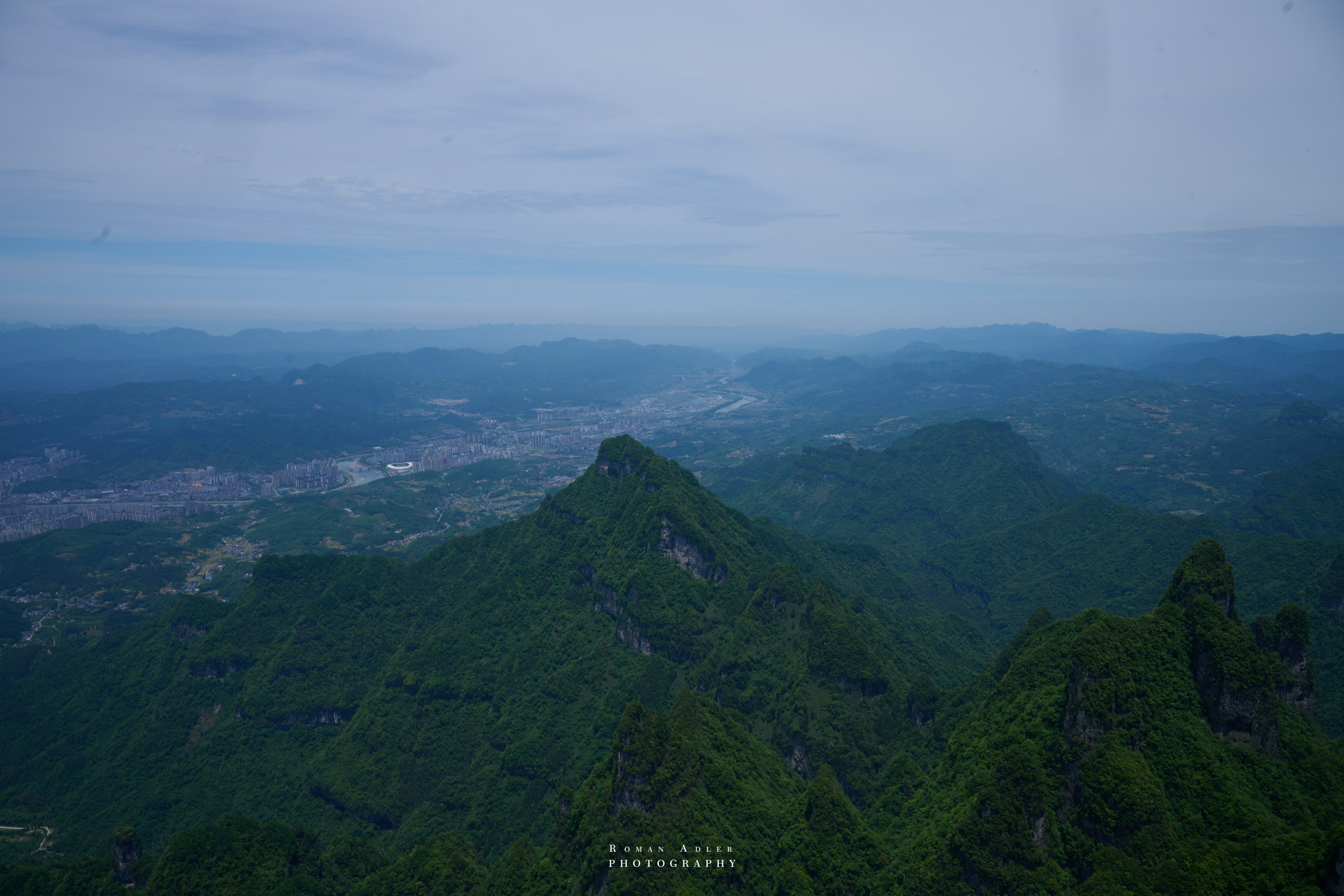 Heaven’s Gate — Zhangjiajie’s Iconic Mountain