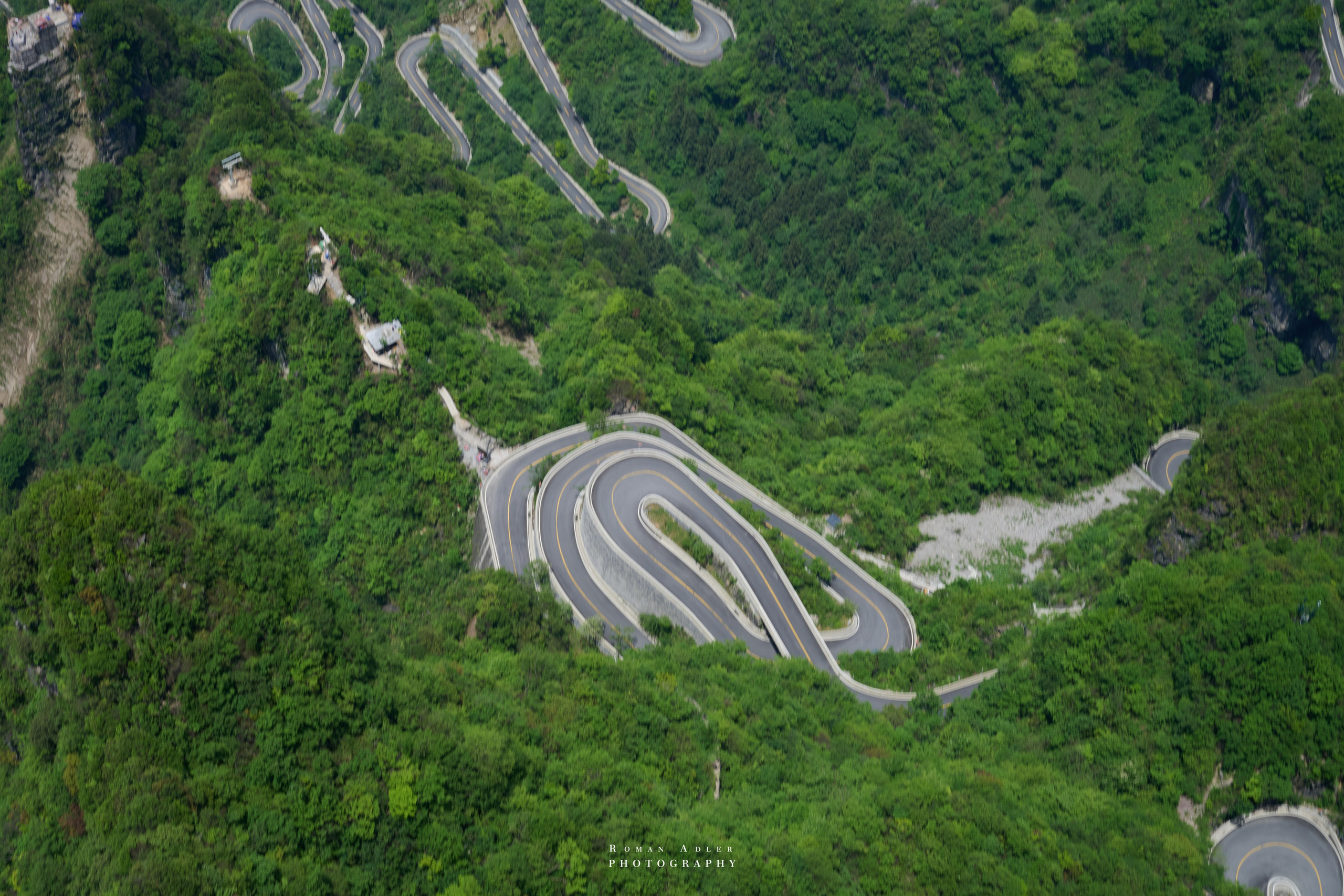 Heaven’s Gate — Zhangjiajie’s Iconic Mountain