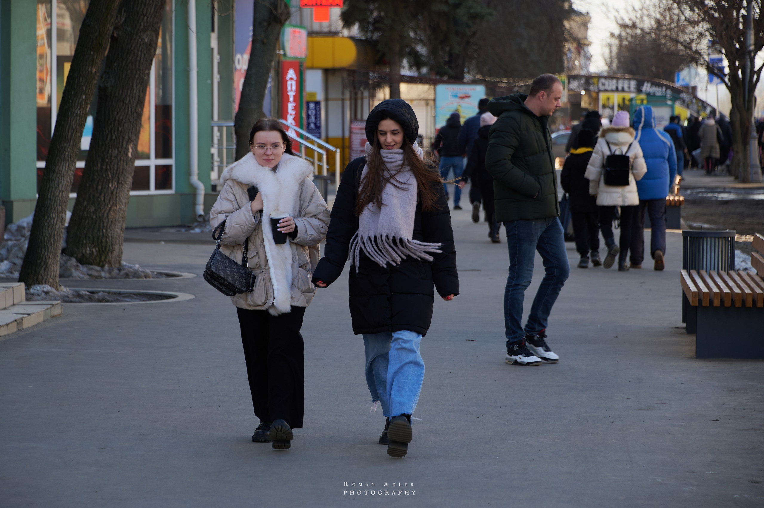 Планета без Войн. Фотограф Роман Адлер