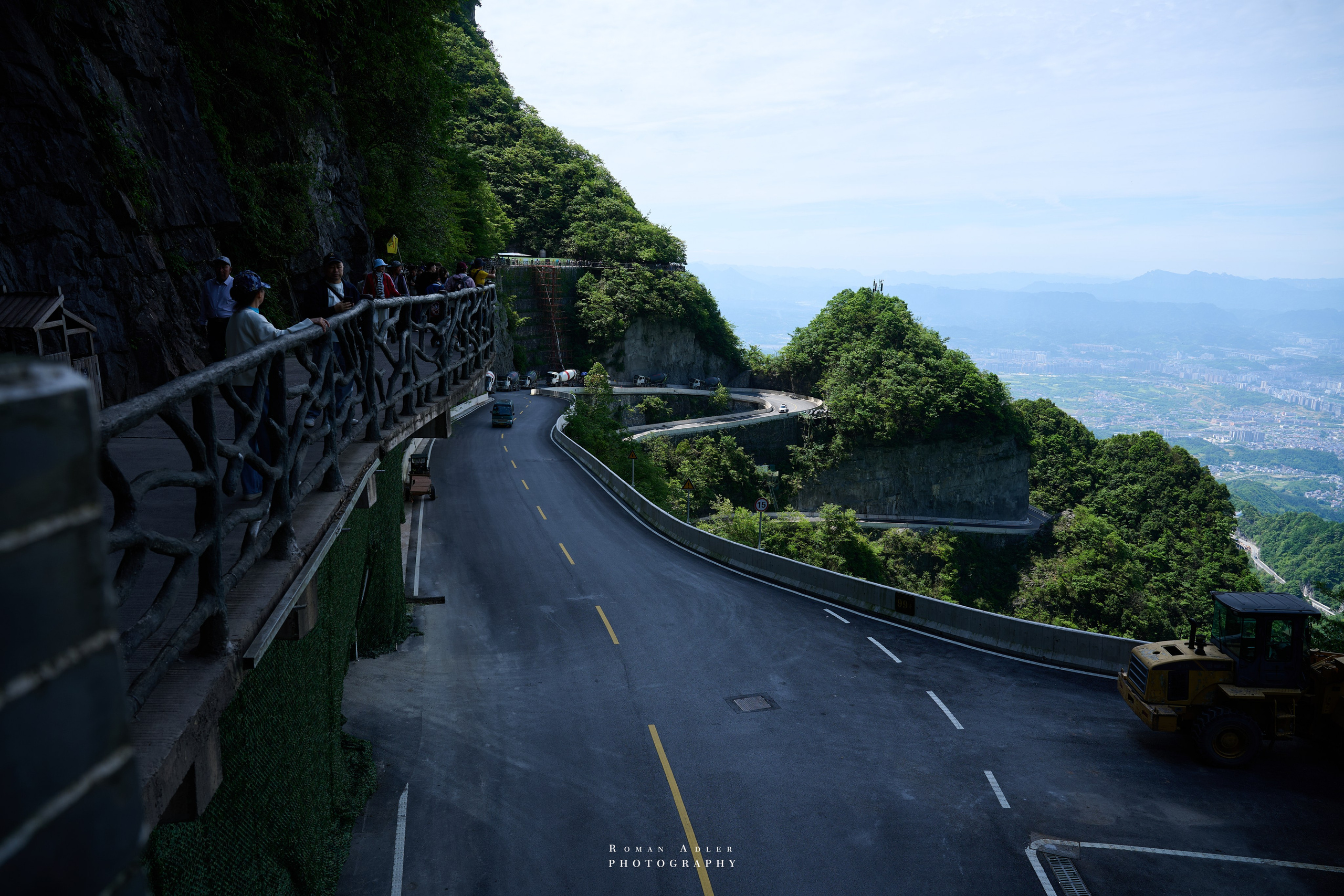 Heaven’s Gate — Zhangjiajie’s Iconic Mountain