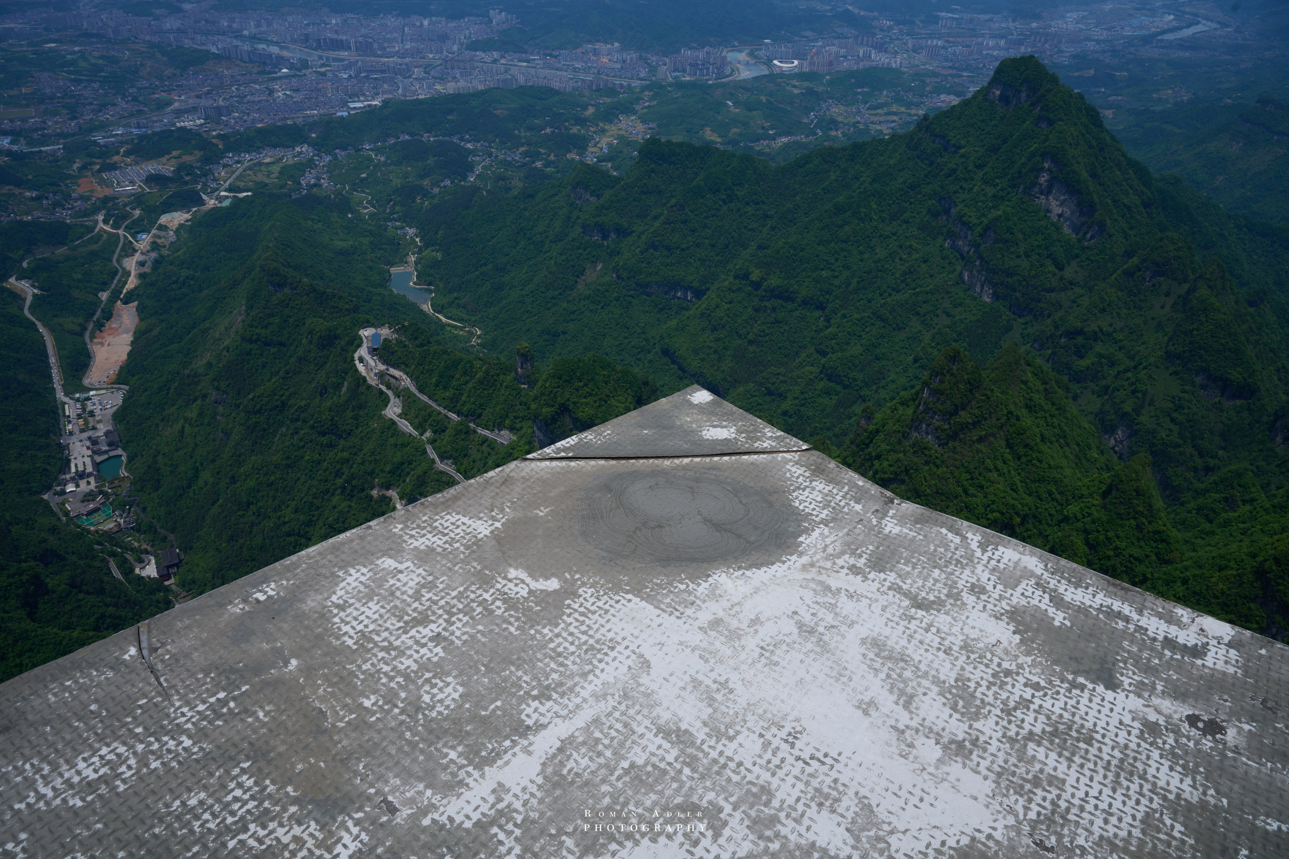 Heaven’s Gate — Zhangjiajie’s Iconic Mountain