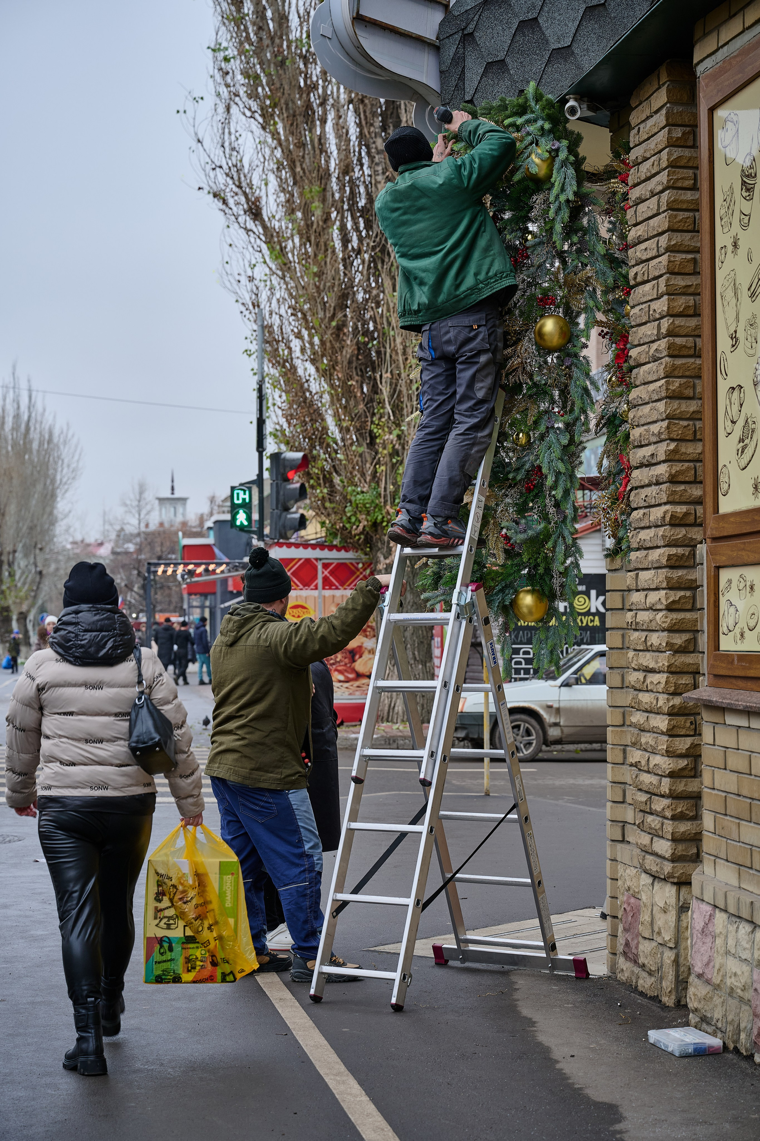 Луганск. Ноябрь 2024. Фотограф Роман Адлер