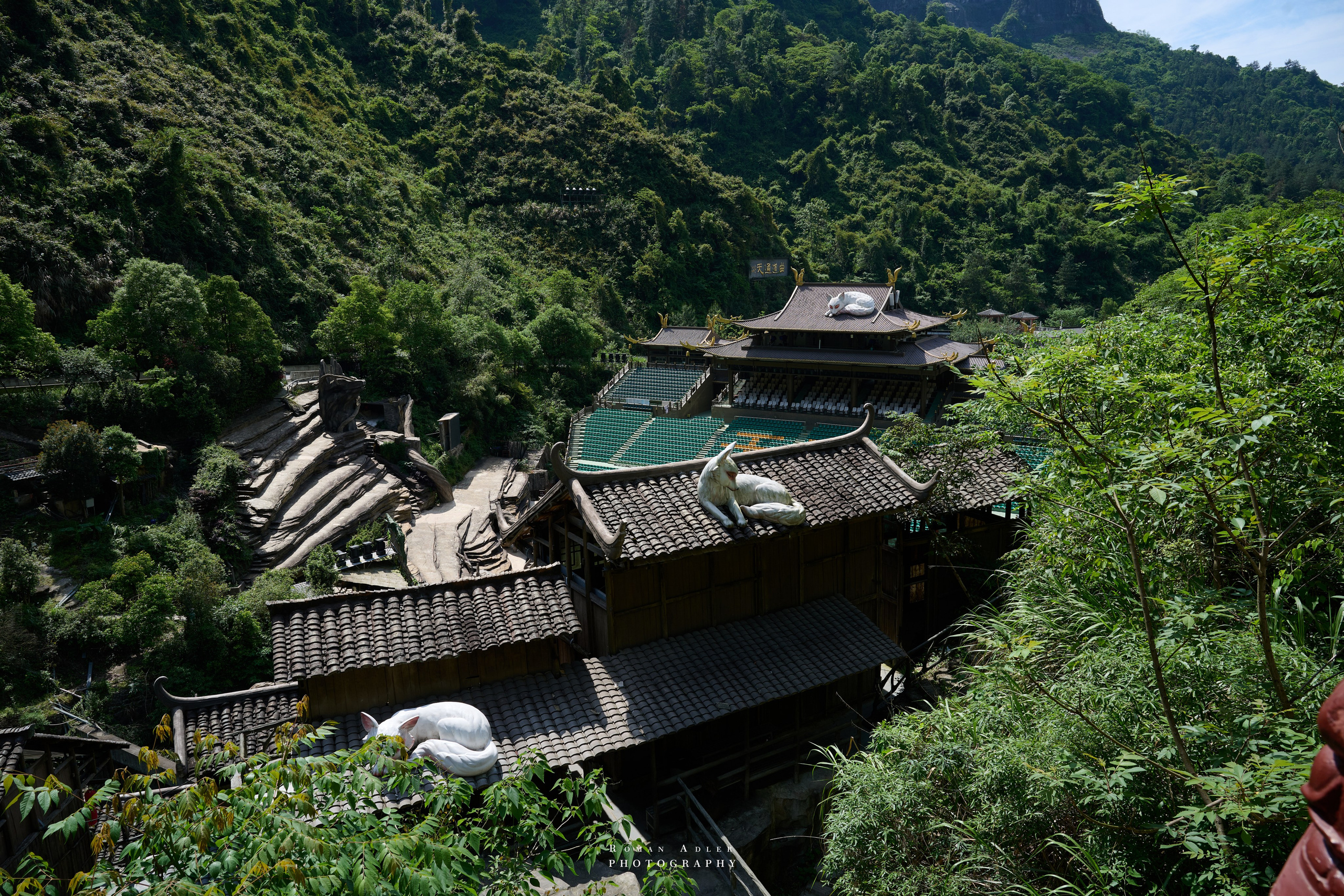 Heaven’s Gate — Zhangjiajie’s Iconic Mountain
