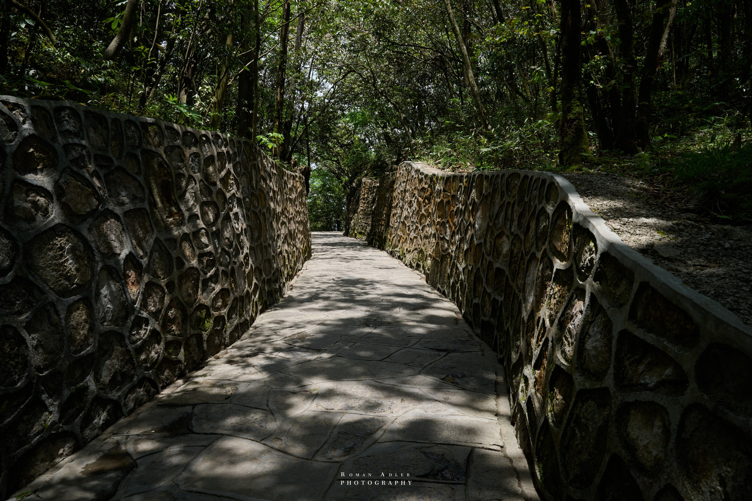 Heaven’s Gate — Zhangjiajie’s Iconic Mountain