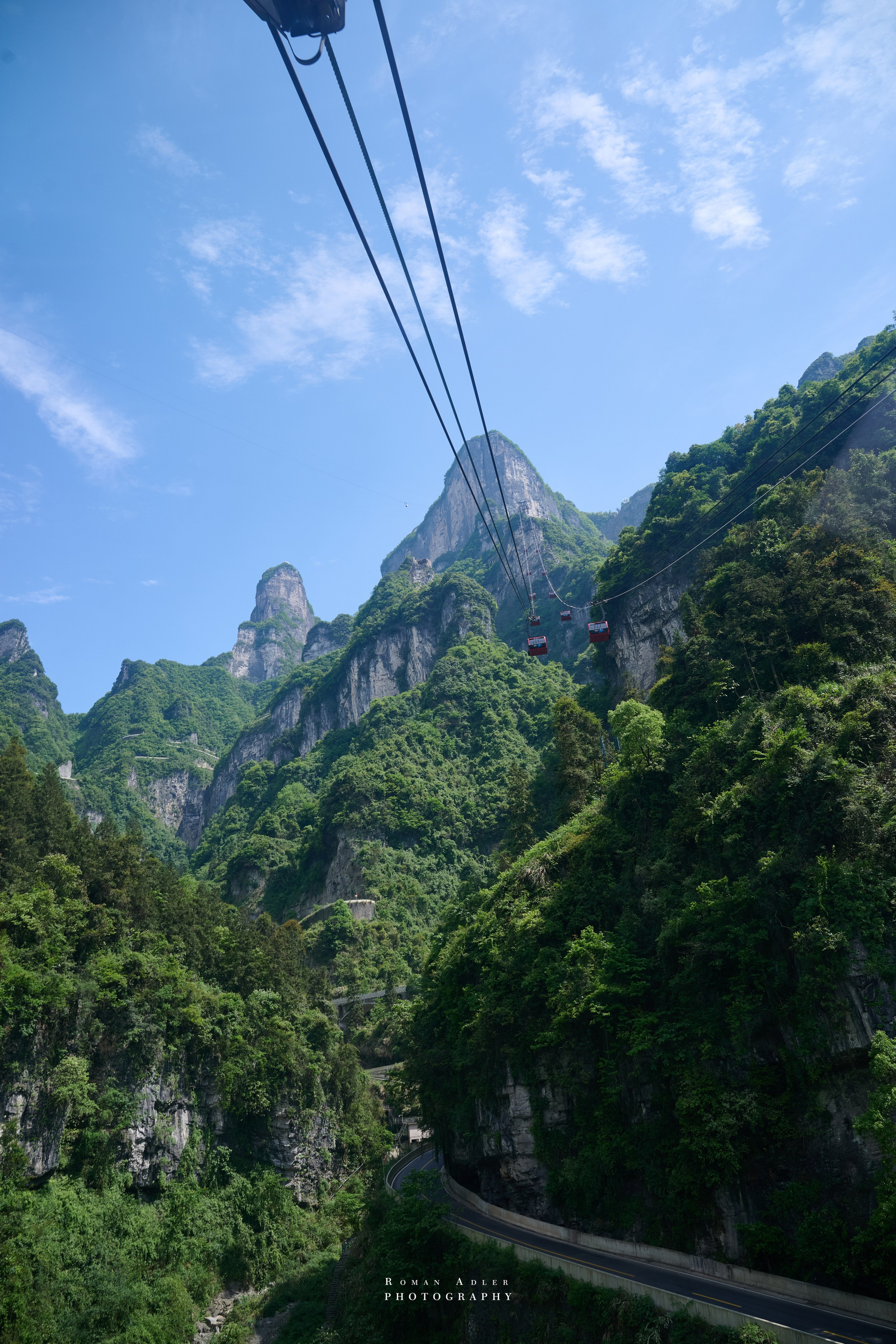 Heaven’s Gate — Zhangjiajie’s Iconic Mountain
