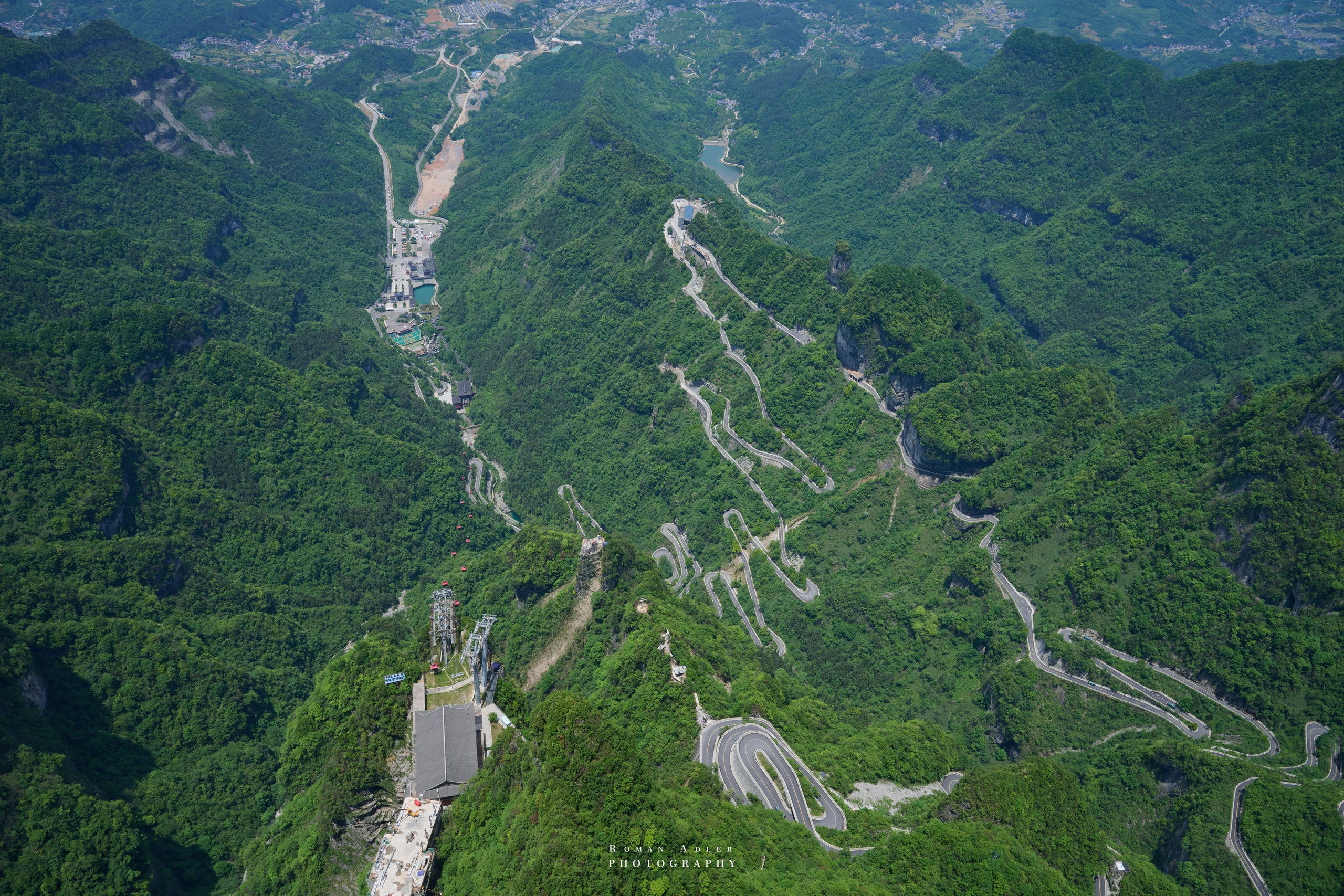 Heaven’s Gate — Zhangjiajie’s Iconic Mountain
