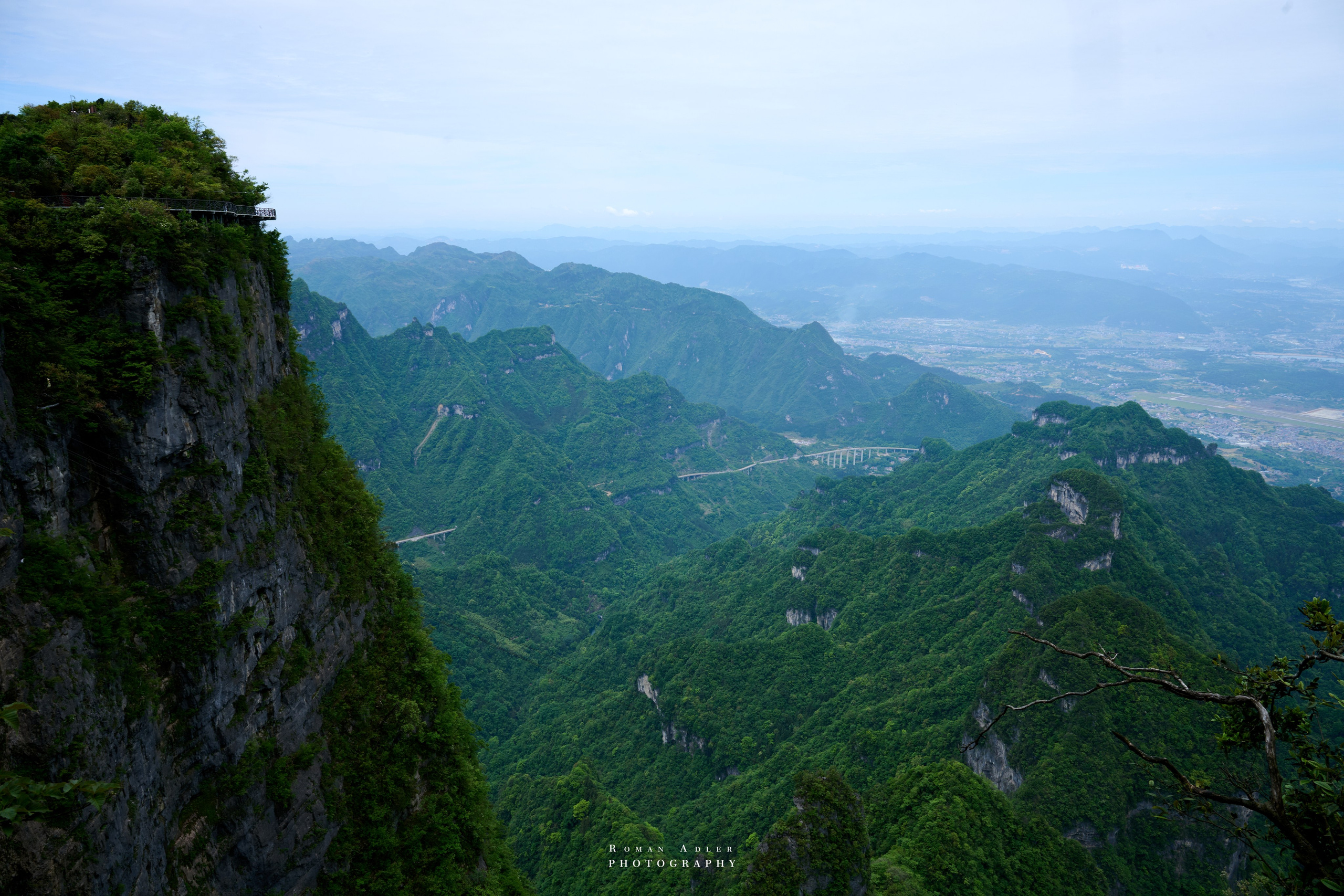 Heaven’s Gate — Zhangjiajie’s Iconic Mountain