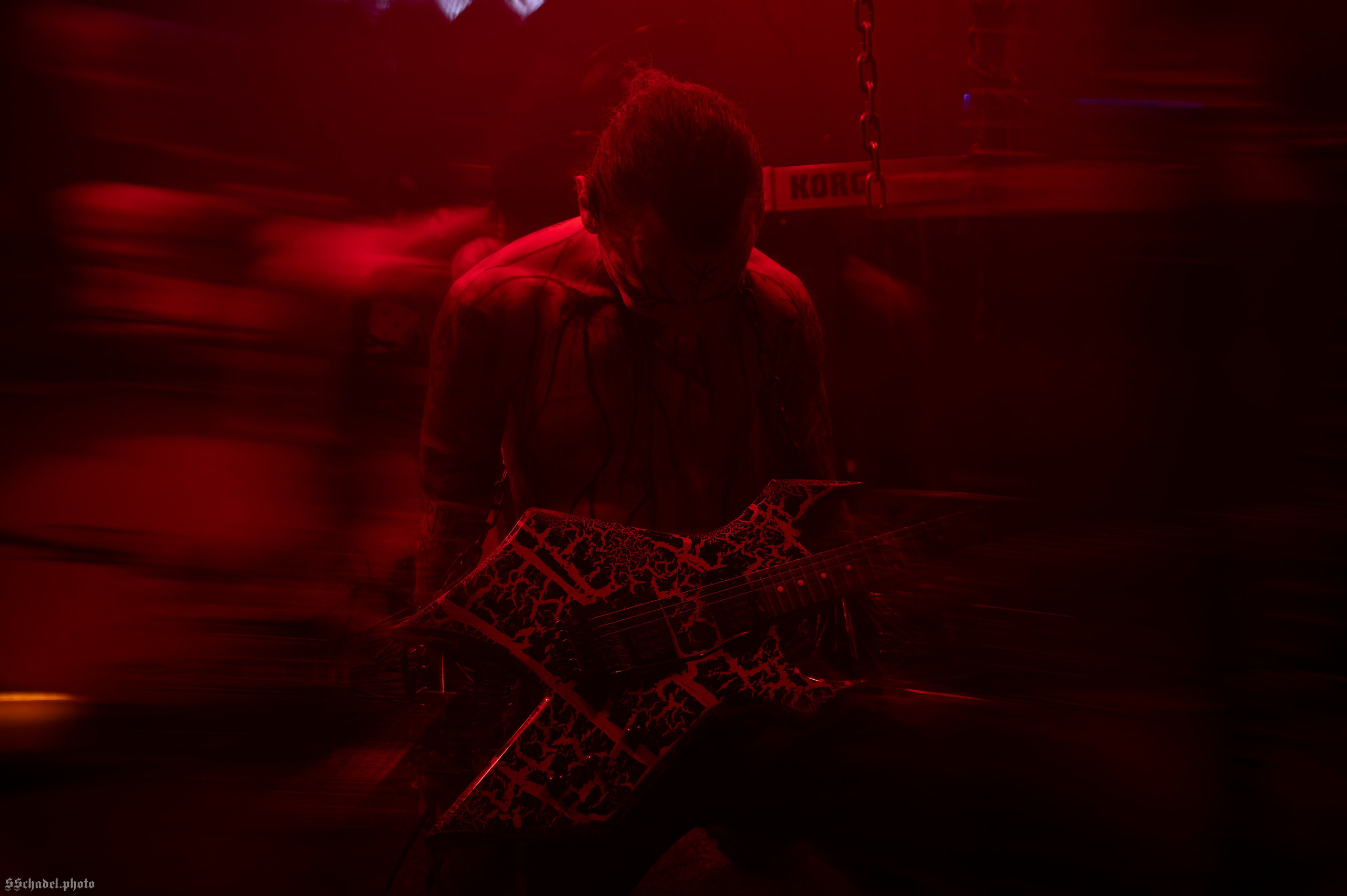 Frostlagte Måne 07.12.25. We will make everything metal!