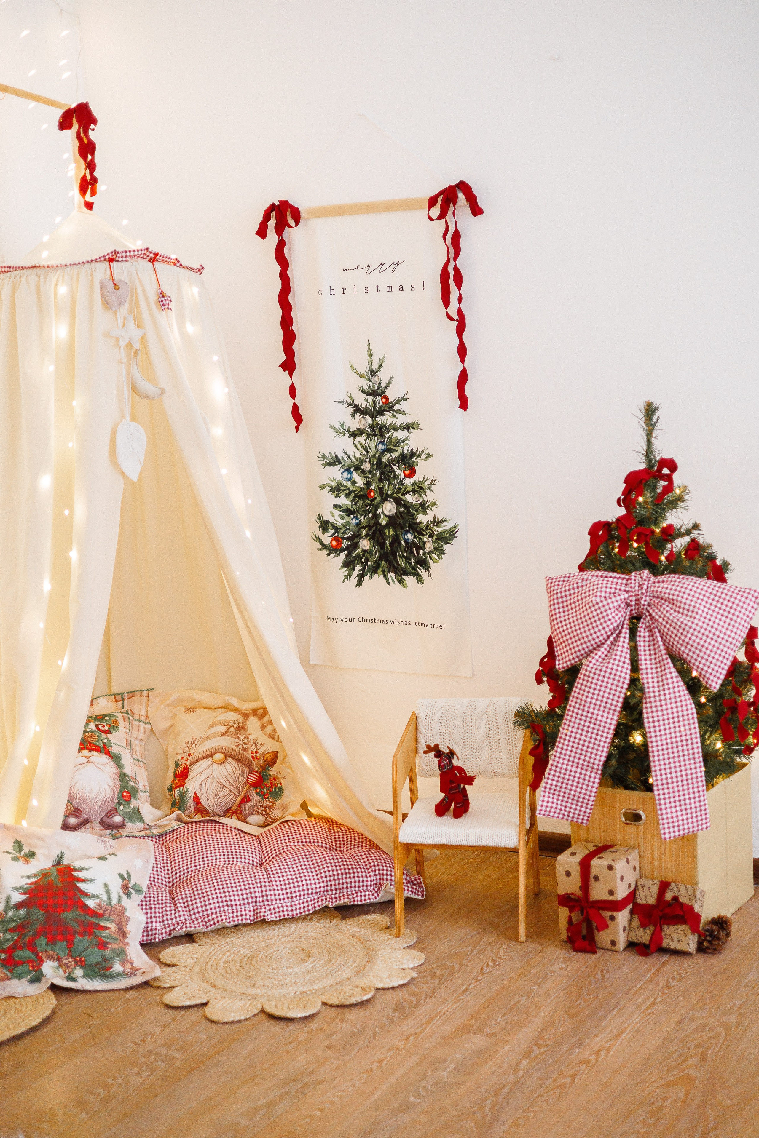 Новогоднее настроение в моей студии. Фотограф новорождённых в Йошкар-Оле Ильмира Сидоркина