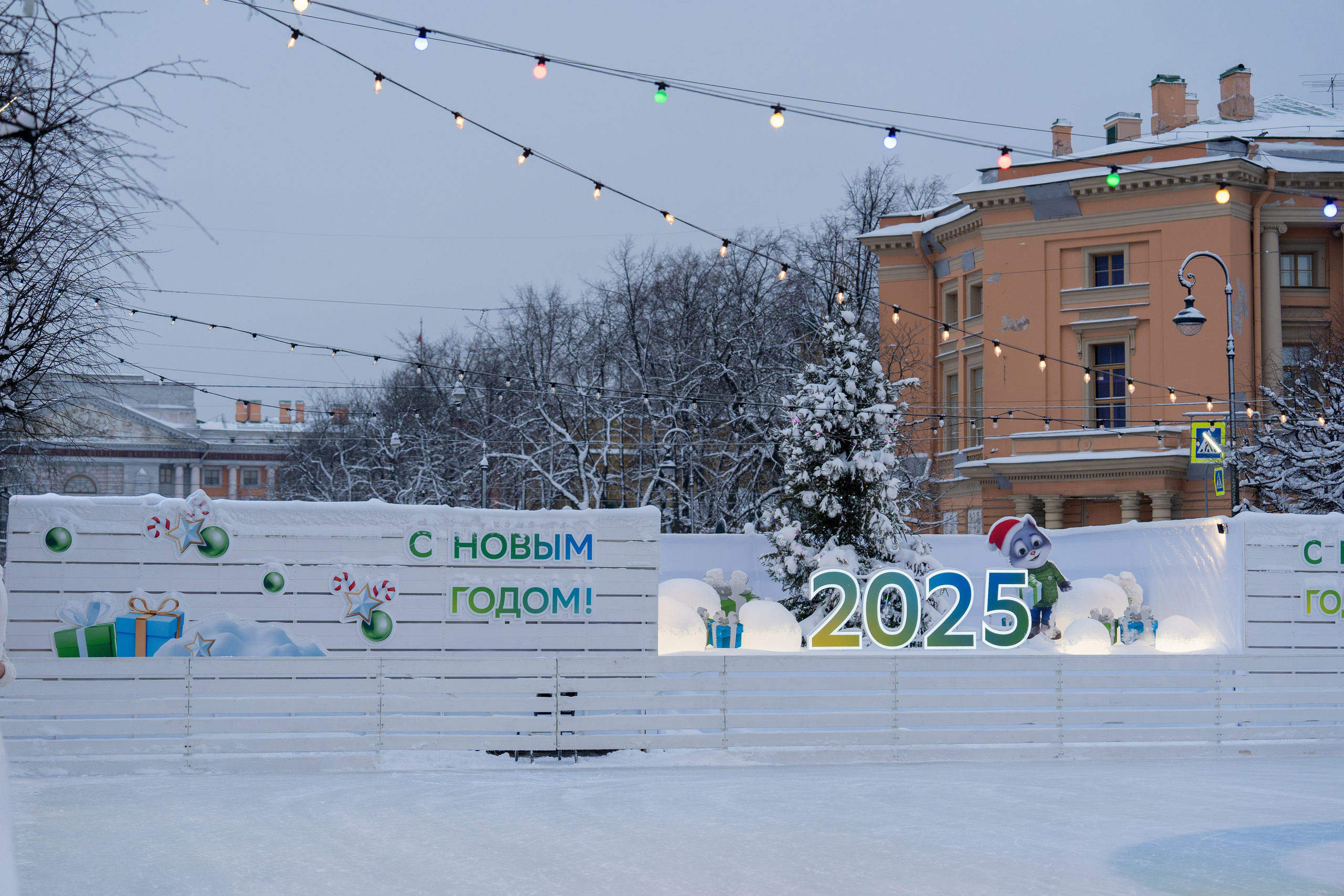 Манежная площадь. Главная