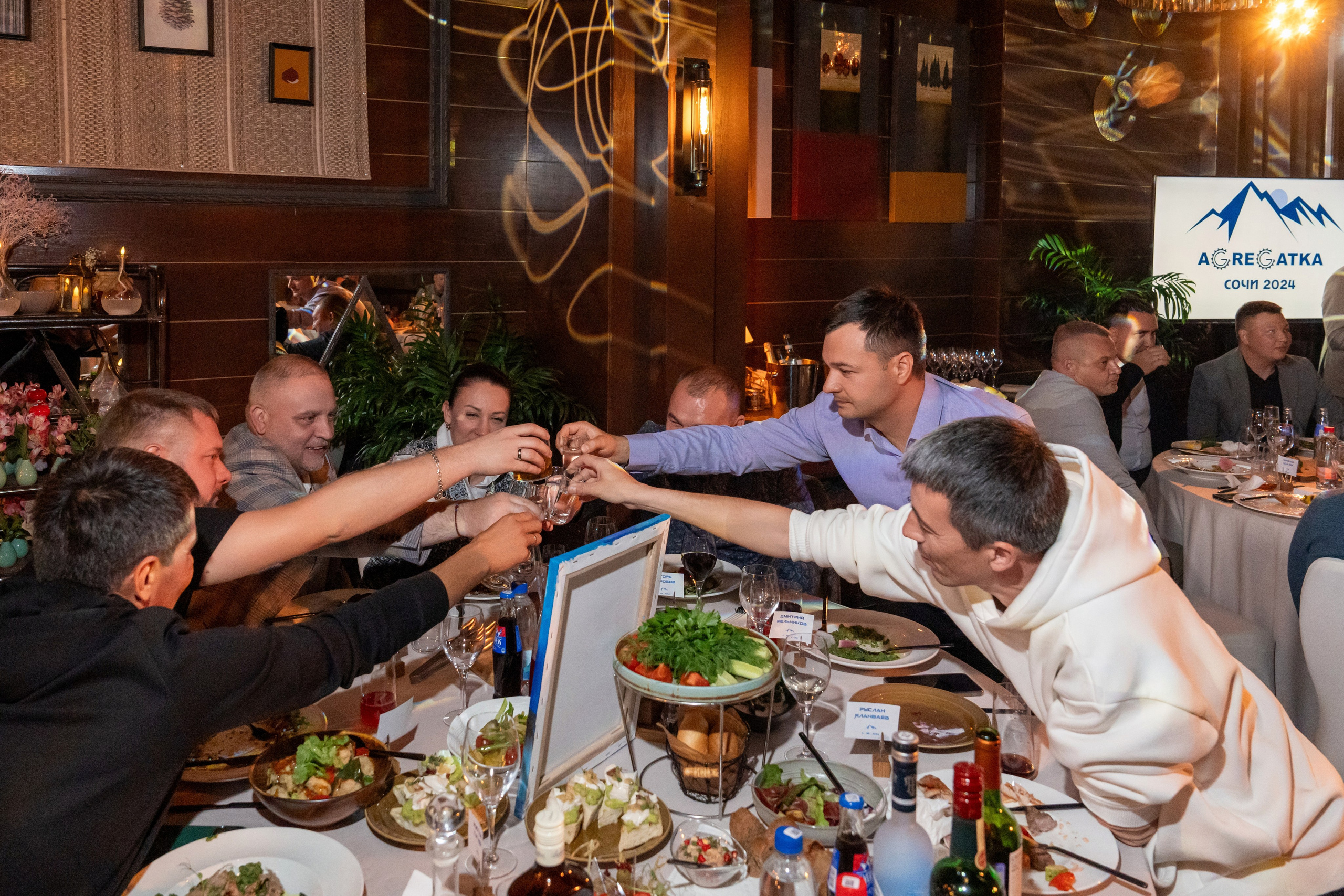 Гала-ужин для компании «Agregatka». Репортажный фотограф в Красной Поляне и Сочи Павлюченко Екатерина