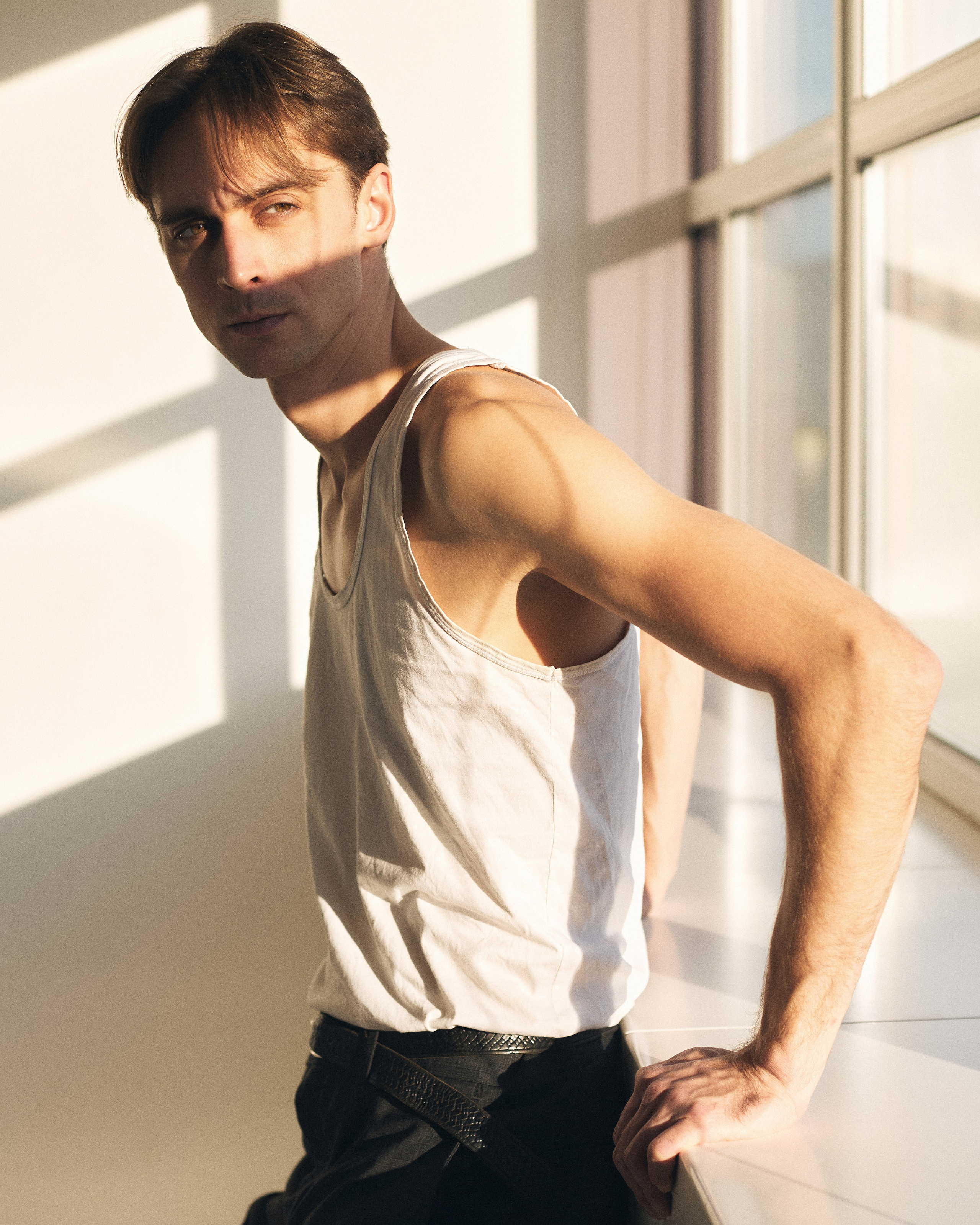 Владислав Мелихов — актёр театра Коляда | Актерское портфолио. Юрина Полина, фотограф из Екатеринбурга