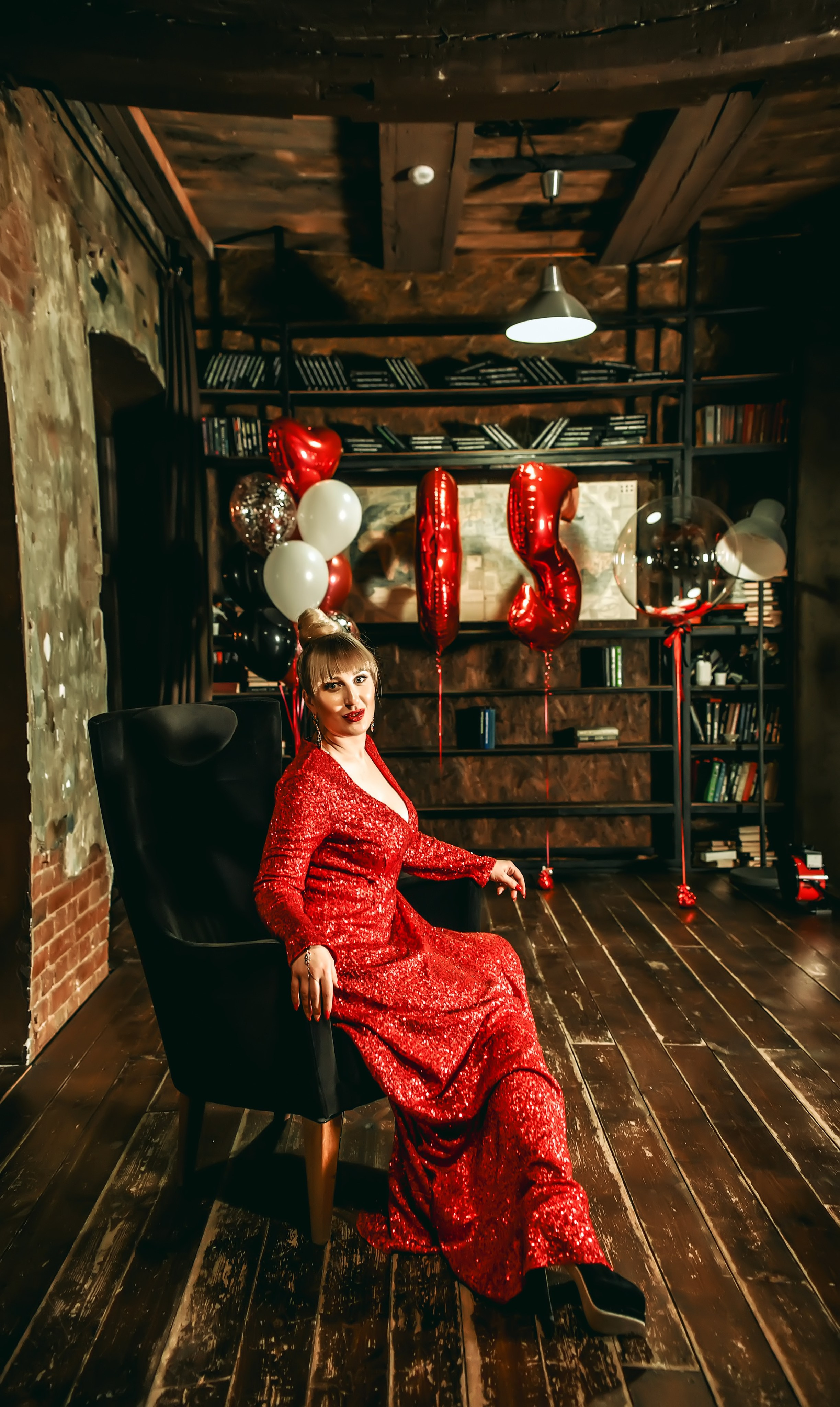 Тематическая вечеринка на юбилей 35 лет. Свадебный, семейный, детский, контент фотограф в Омске Максим Ильин