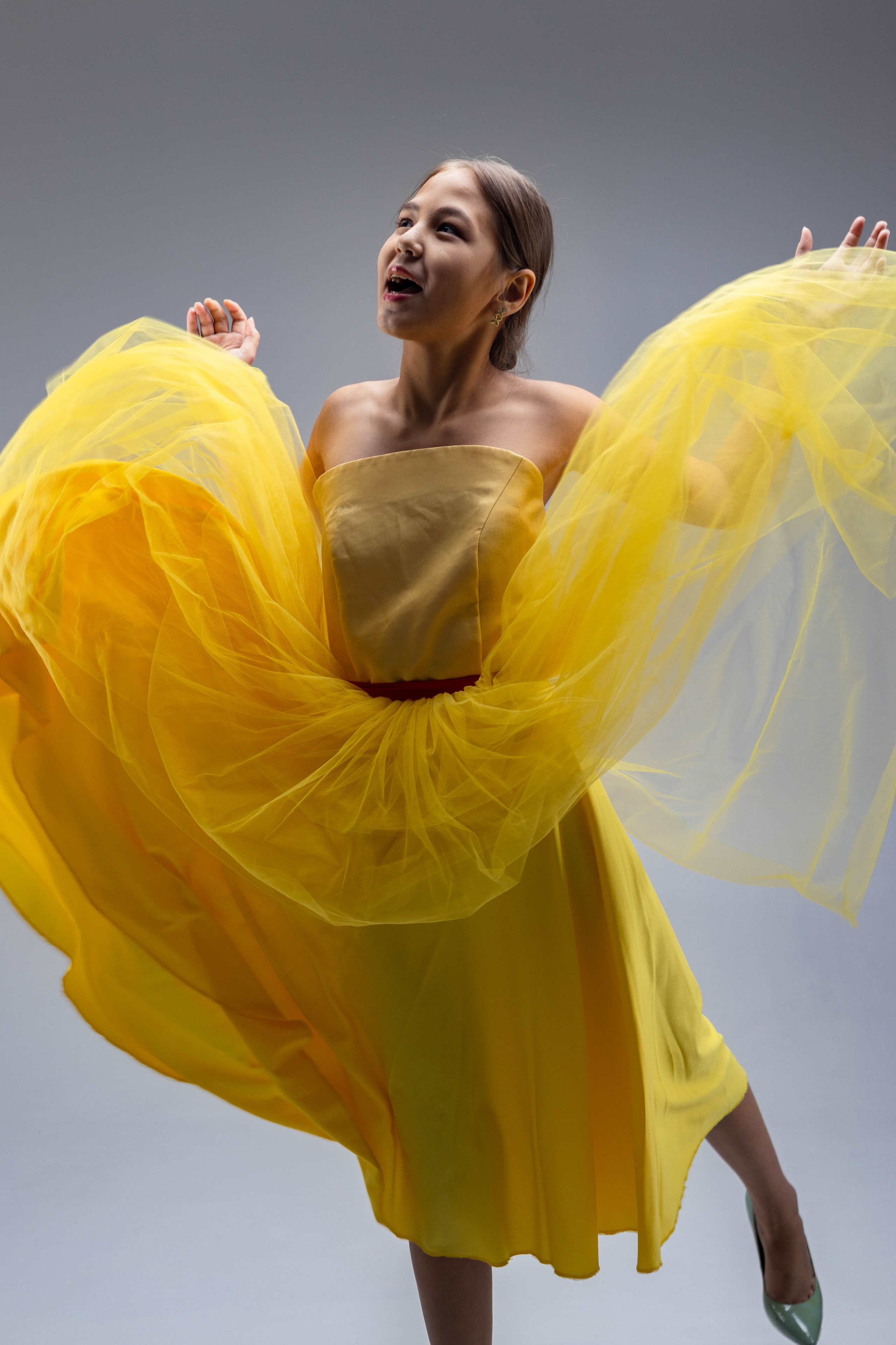 Портретная фотосессия в Алматы — индивидуальный портрет в студии. Фотограф Алматы