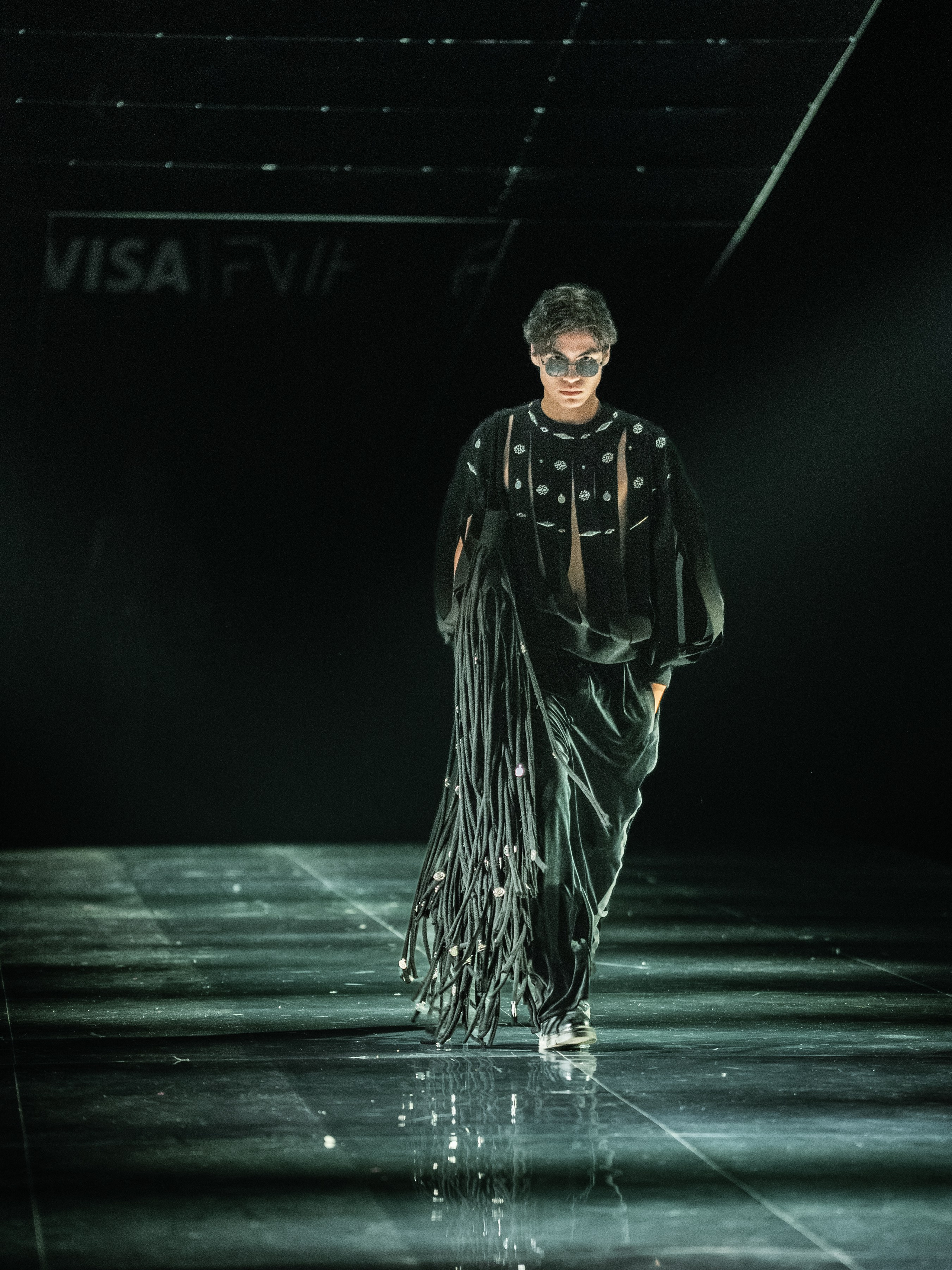 Visa Fashion Week Almaty Pre-Fall 2026 April Leonid Zherebtsov. Сайт Алматинского НЮ АРТ, будуар и фэшн фотографа Дениса Карпенко