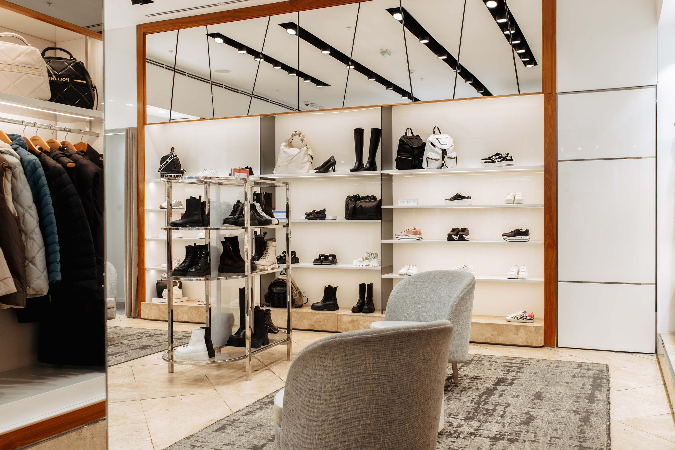 Интерьерная съемка NO ONE (ТРЦ Планета). Фотограф Красноярск Архипова Алина