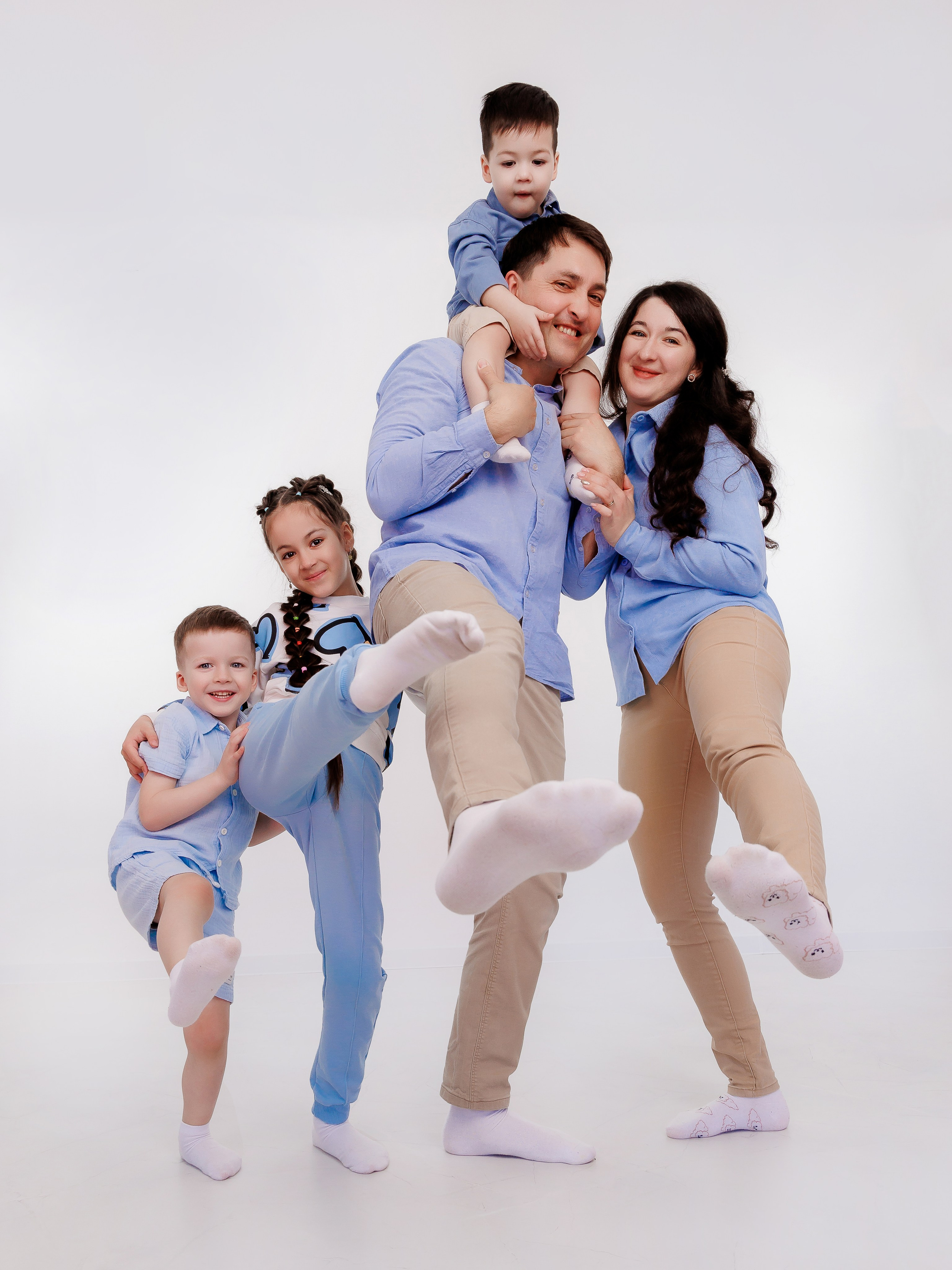 Семейная съёмка. Инга Кузьминская ТОП-фотограф г. Корсаков