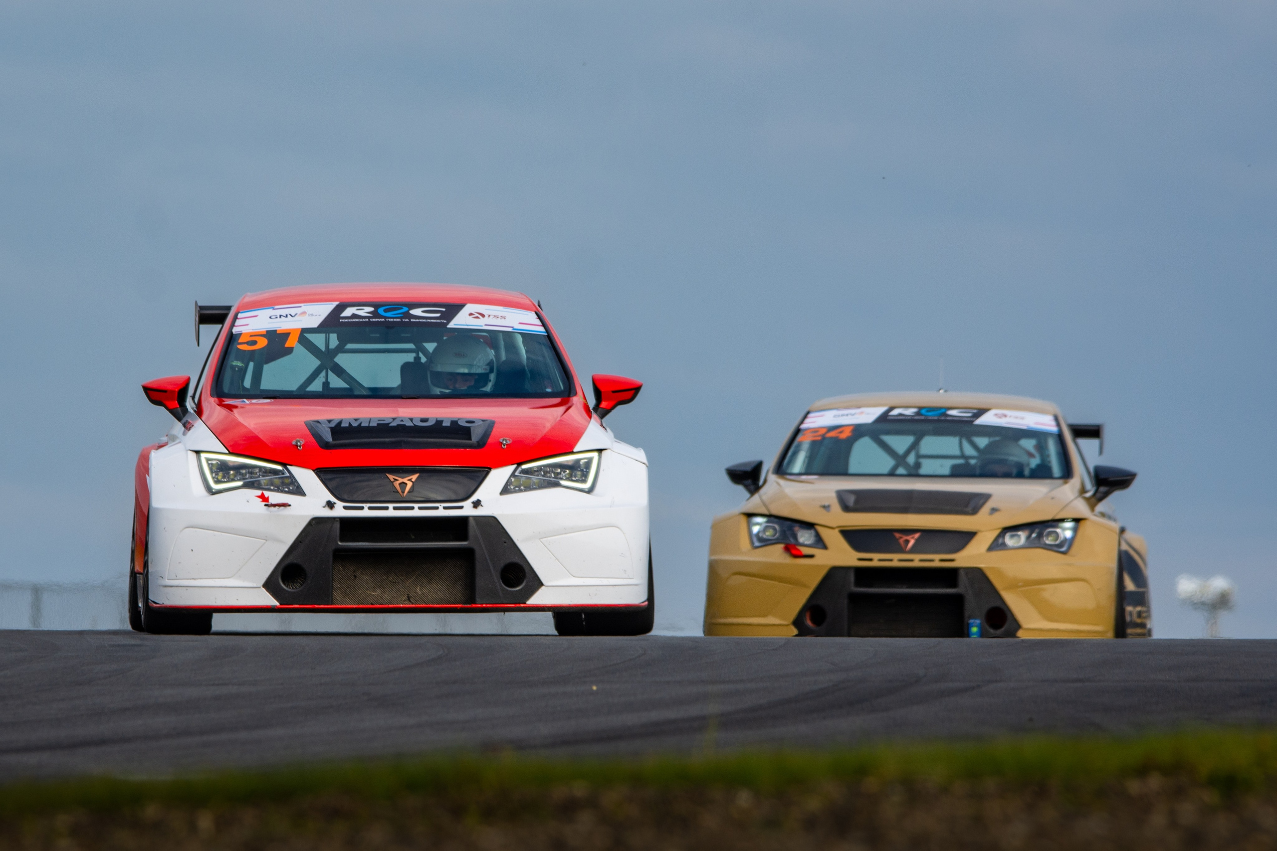 MRW — REC — 04.10.2025. AlexFecto — галереи фотографий