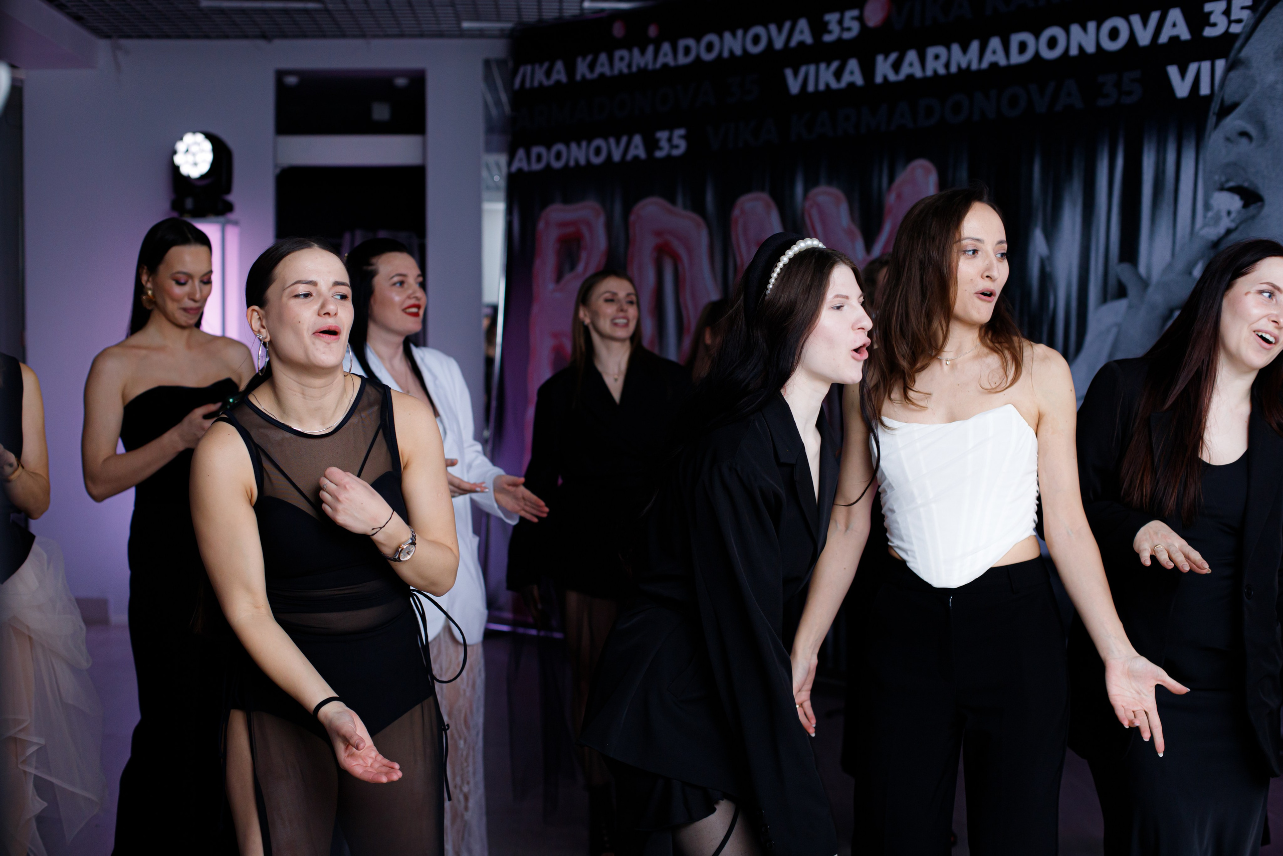 VIKA KARMADONOVA. Photokarish