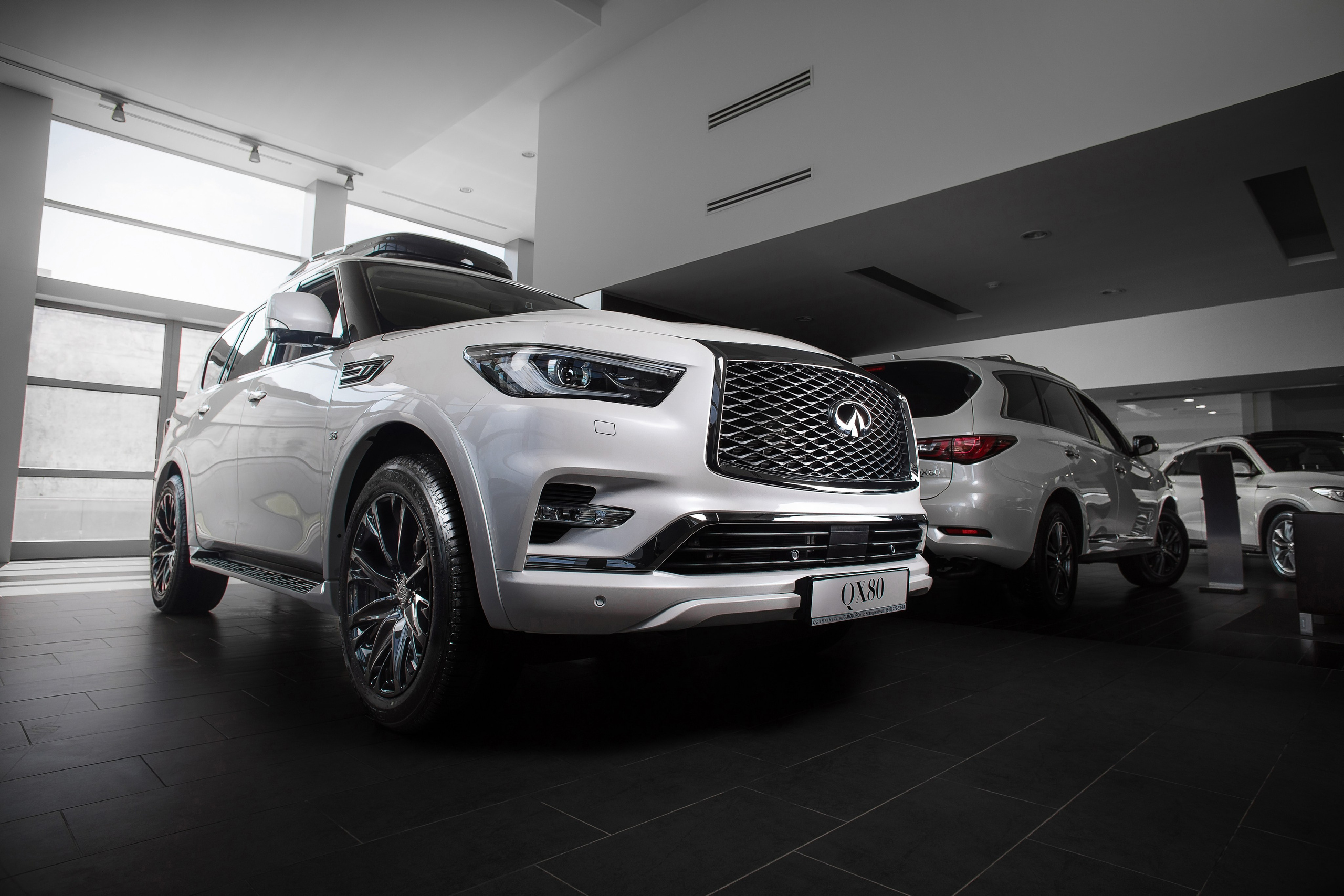 Авто. Tony Mikhailov