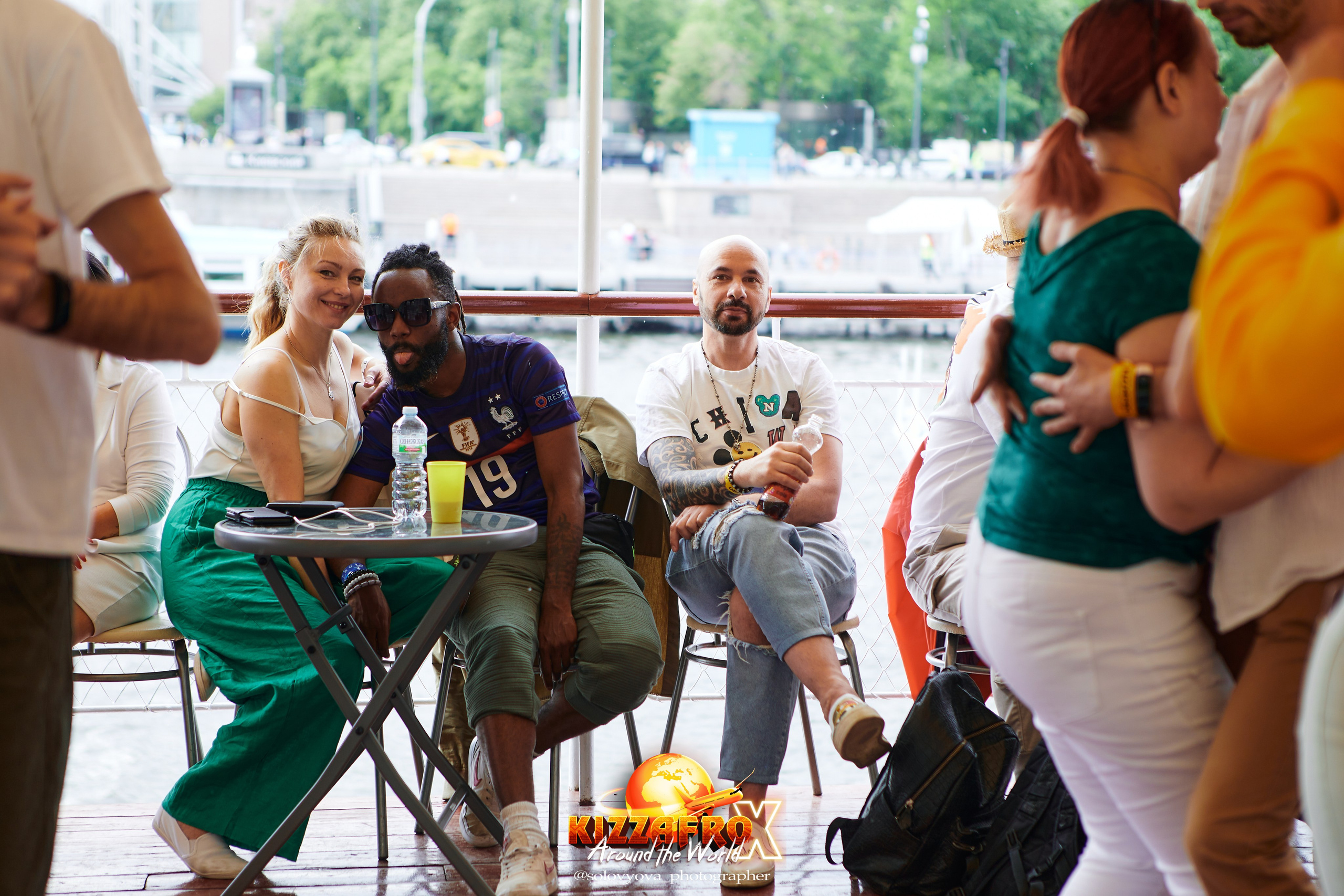 Boat party. Свадебный фотограф