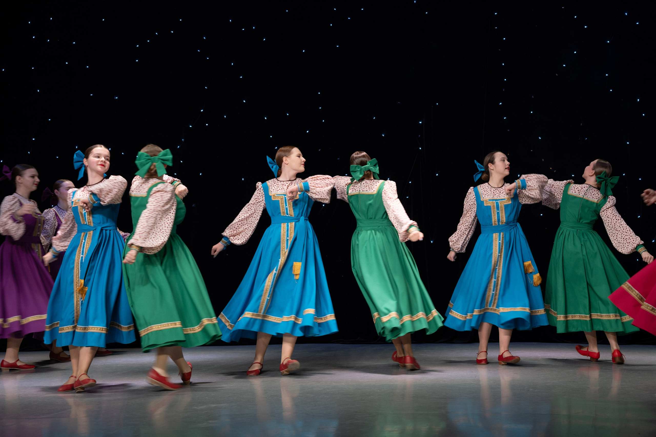 Благотворительный концерт в помощь Артему Сардаряну. Фотограф Артем Севостьянов. Профессиональная фотосъемка в Ногинске, Москве, Московской области и за границей