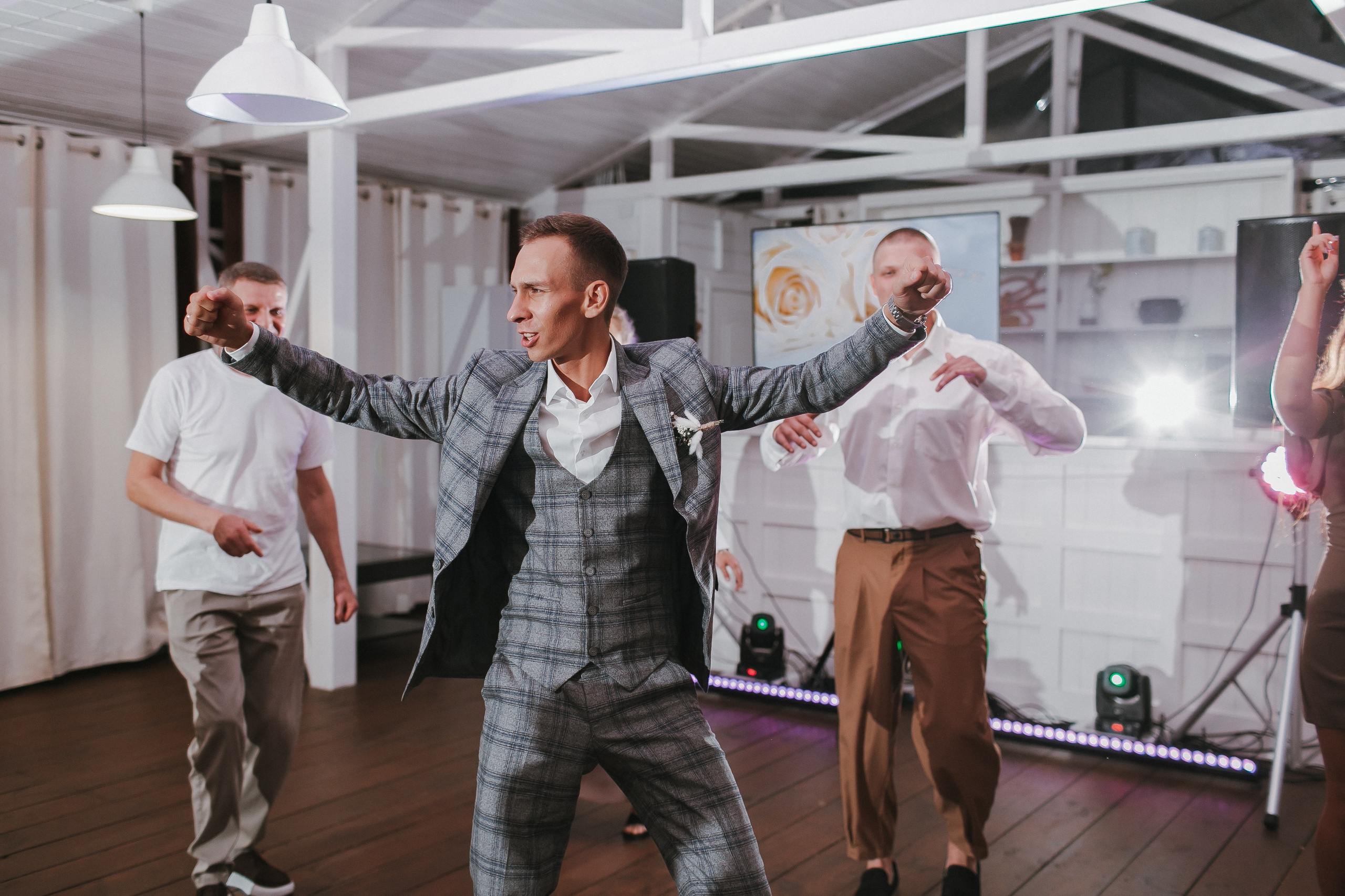 Август. Жара. Влюбленные. Свадебный и репортажный фотограф в Ярославле и Санкт-Петербурге Роман Микрюков