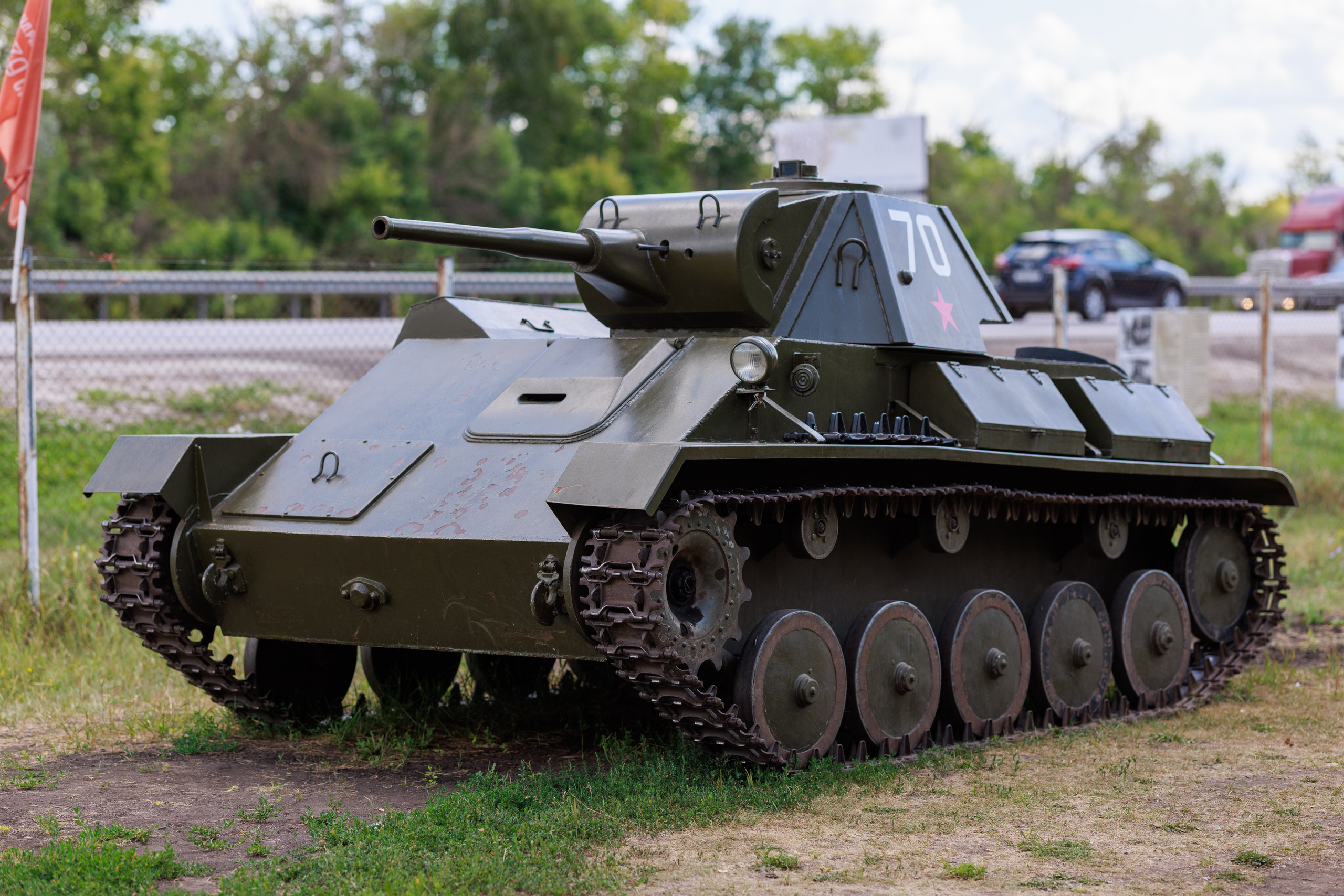 Т-60 — советский лёгкий танк периода Второй мировой войны