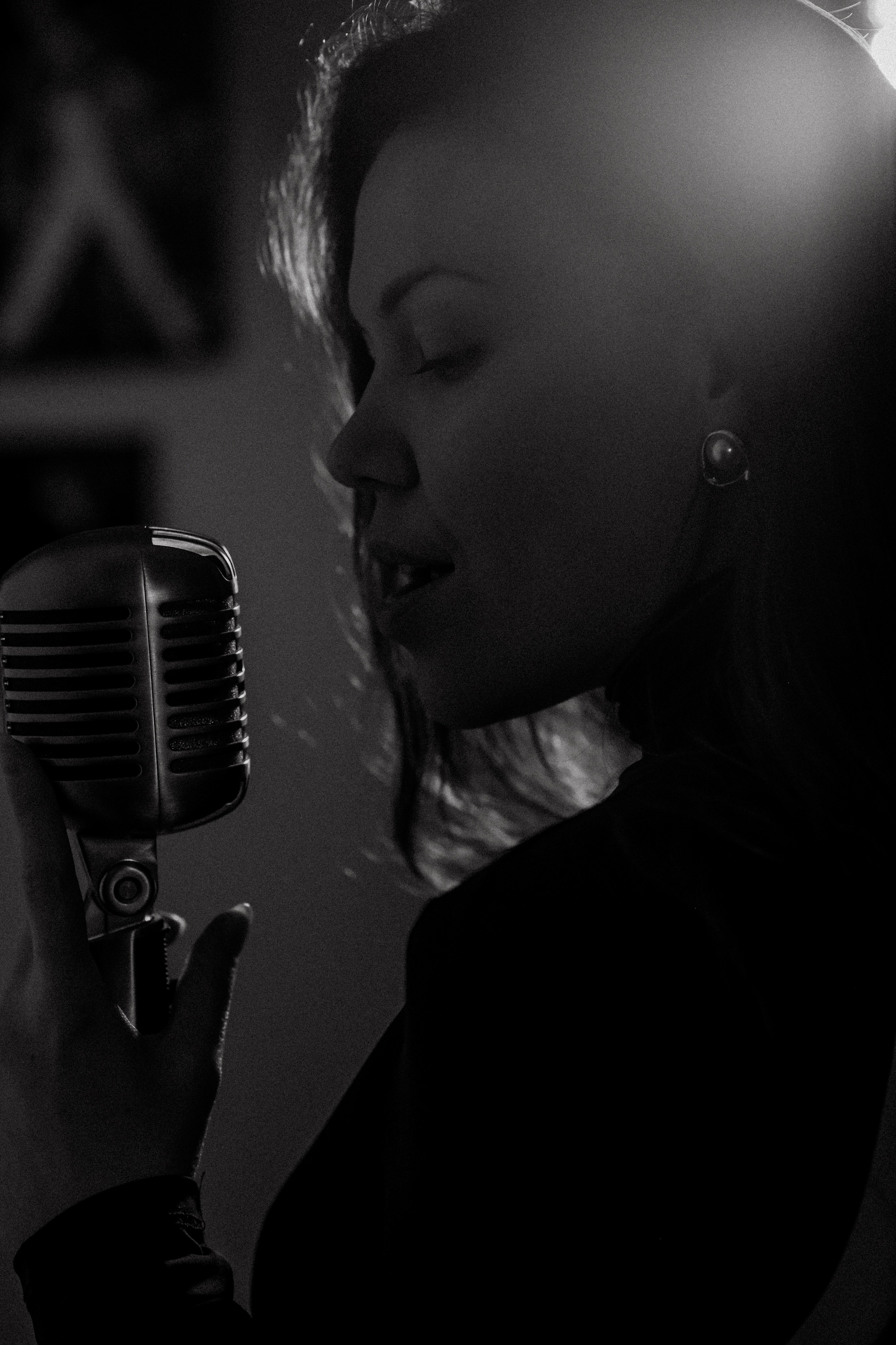 Чёрно-Белый женский портрет. Портретный фотограф в Челябинске