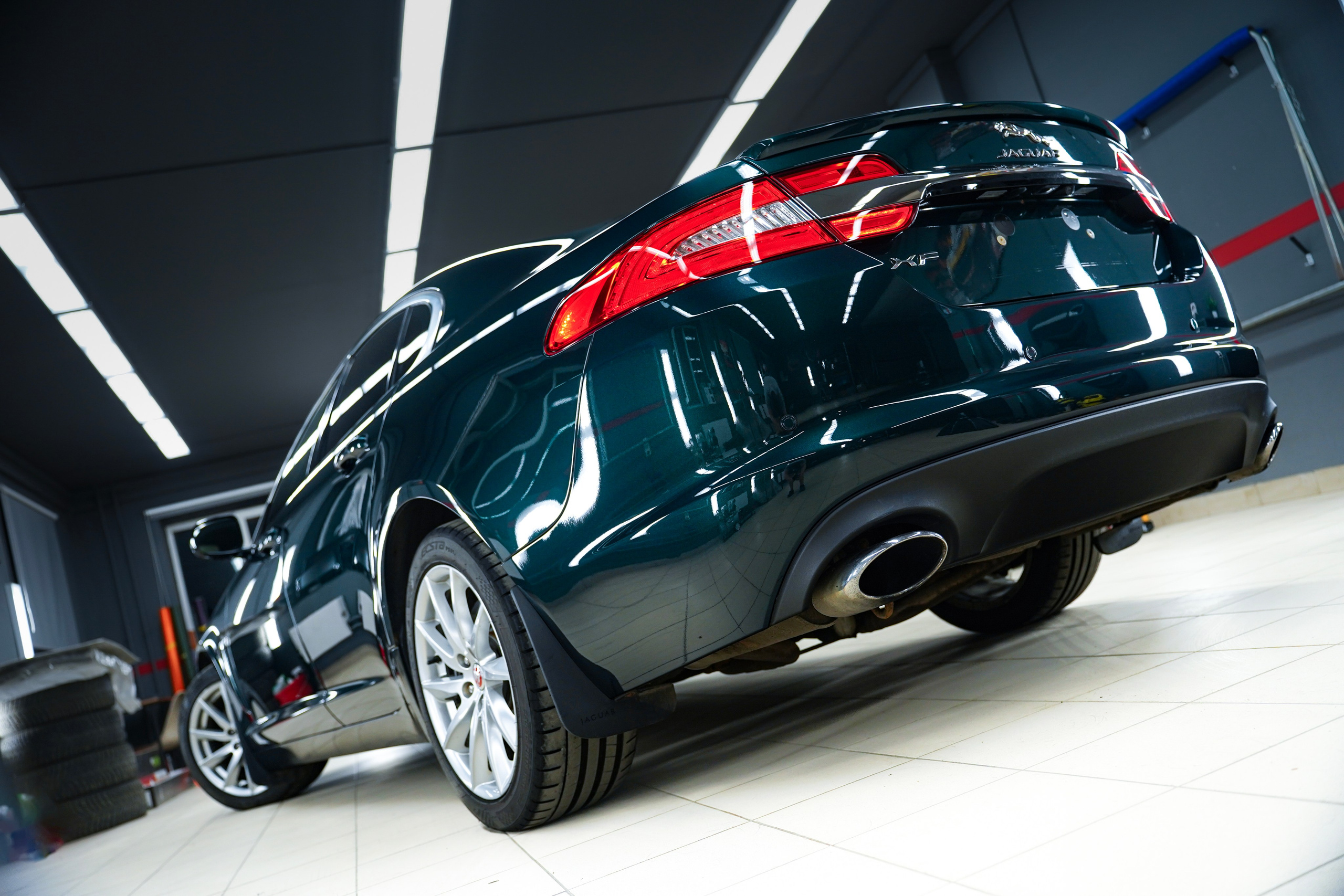 JAGUAR XJ IV. Автомобильный фотограф в Санкт Петербурге. Евгений Коновалов