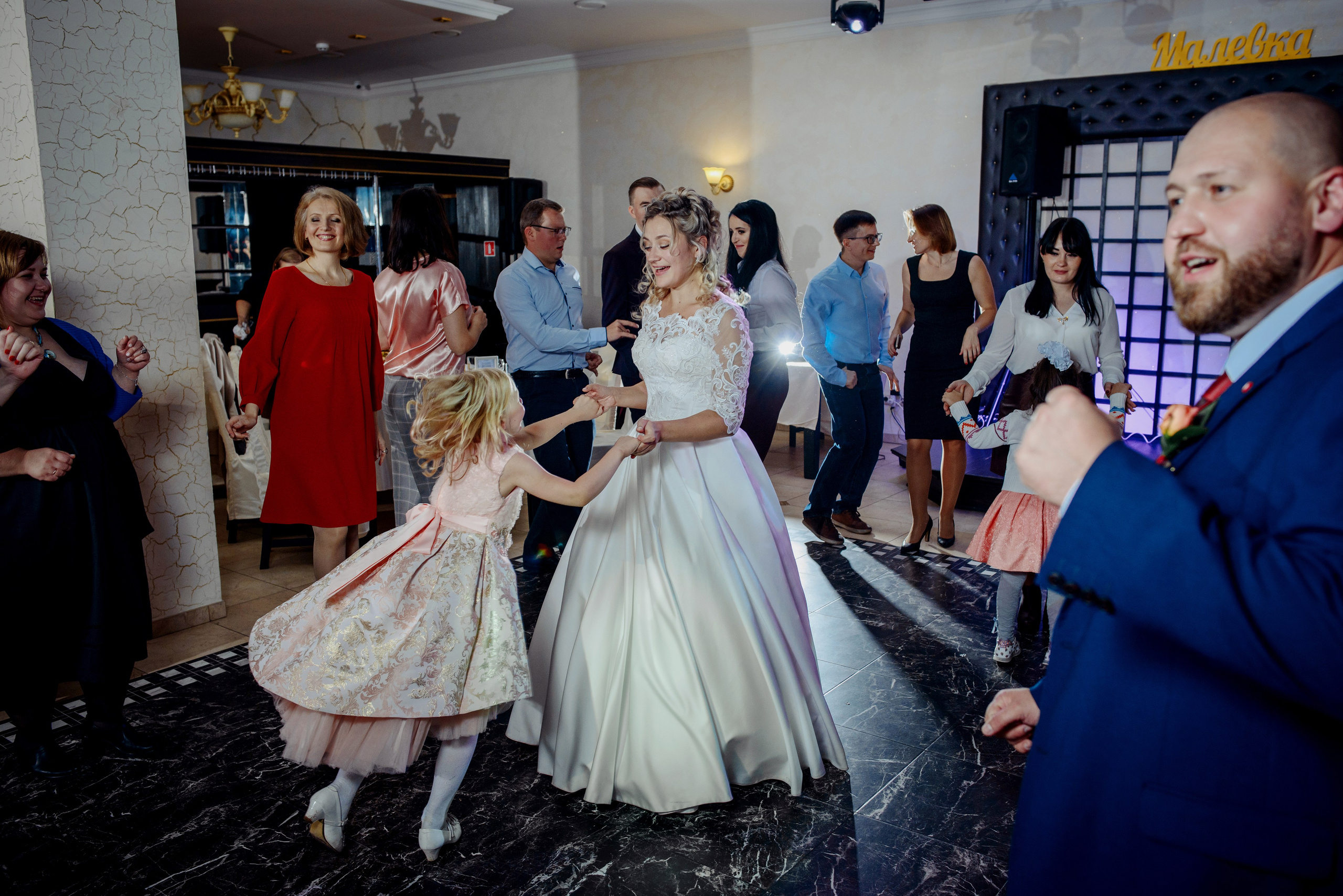 Юрий и Светлана. Королева Елена Свадебный и семейный фотограф в Туле