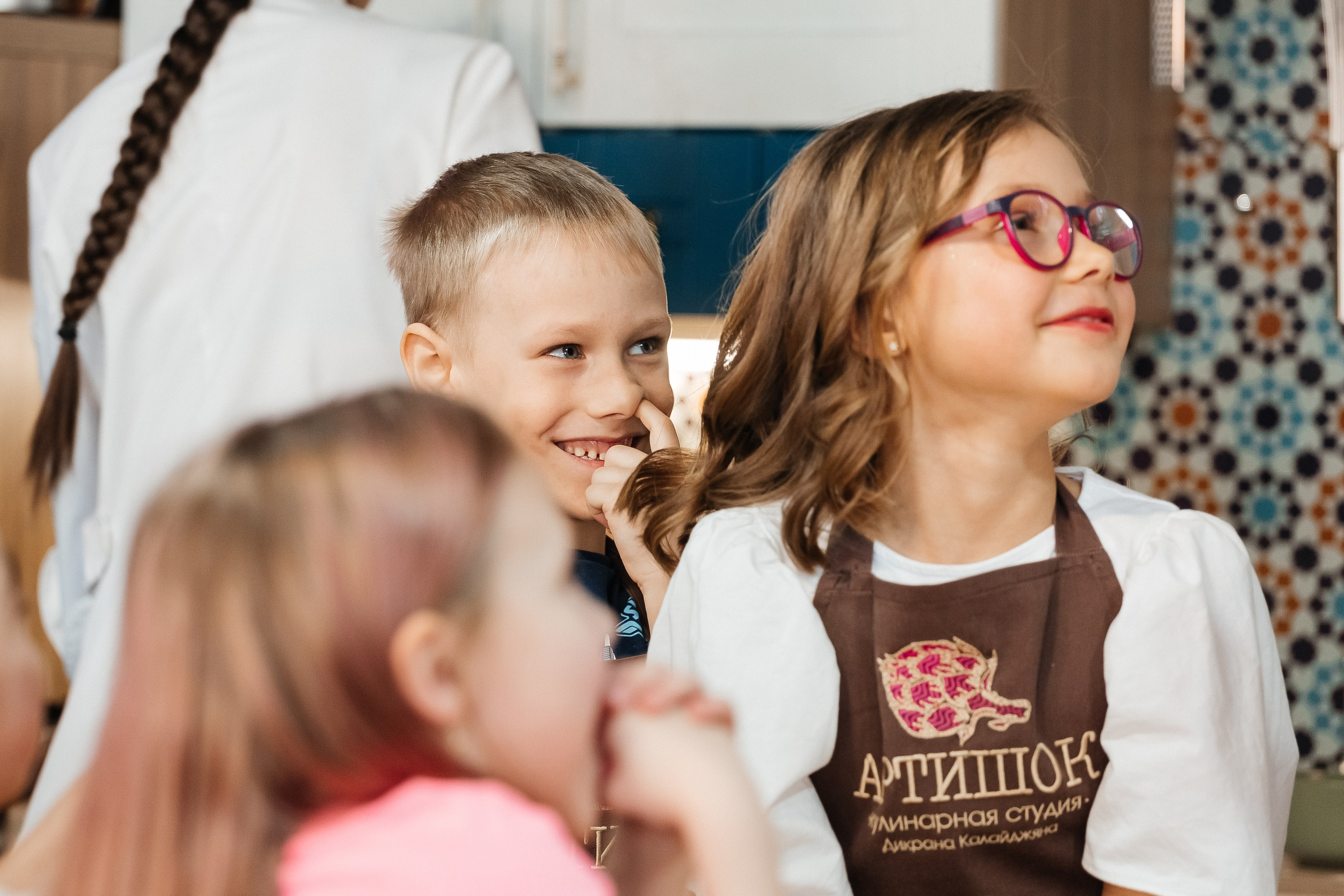 Детский мастер-класс в «АРТиШОК». Фотограф Кемерово | Сергей