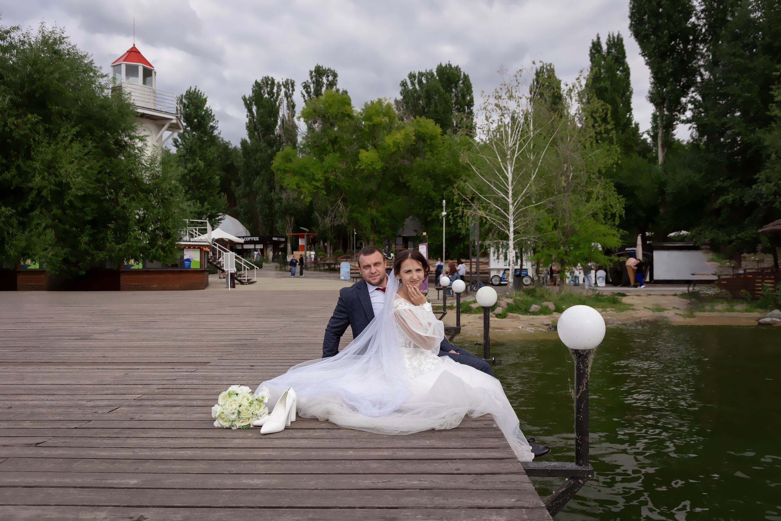 Кристина & Иван часовая прогулка в парке Дельфин. Свадебный семейный фотограф Костырина Светлана