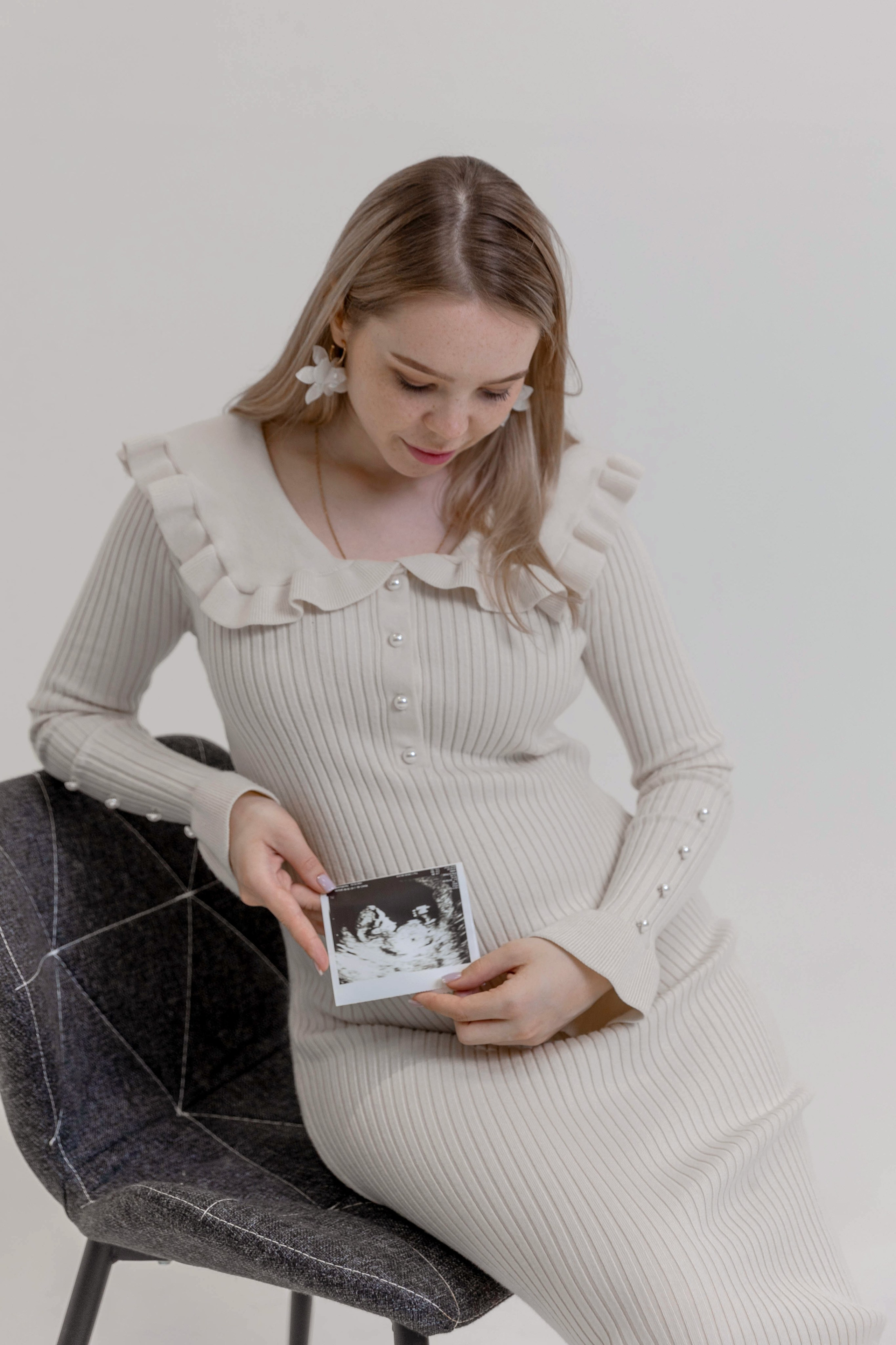 Беременность Марины и Кирилла в фотостудии. Свадебный семейный фотограф Костырина Светлана