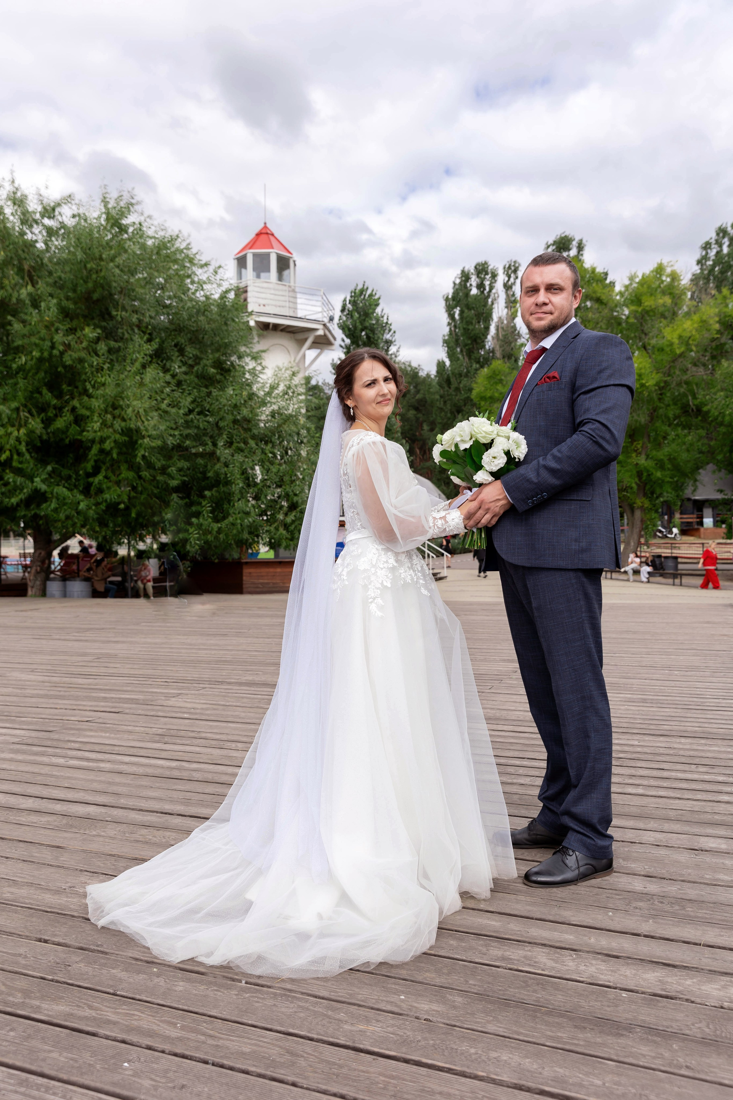 Кристина & Иван часовая прогулка в парке Дельфин. Свадебный семейный фотограф Костырина Светлана