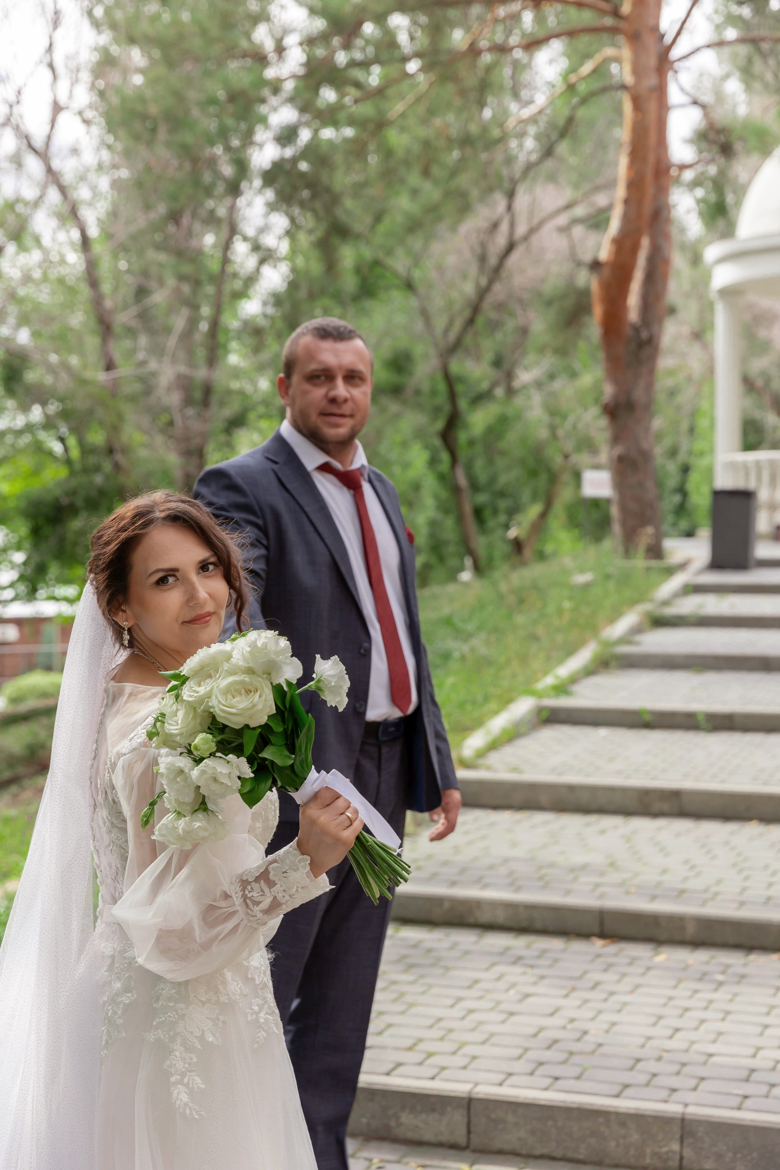 Кристина & Иван часовая прогулка в парке Дельфин. Свадебный семейный фотограф Костырина Светлана
