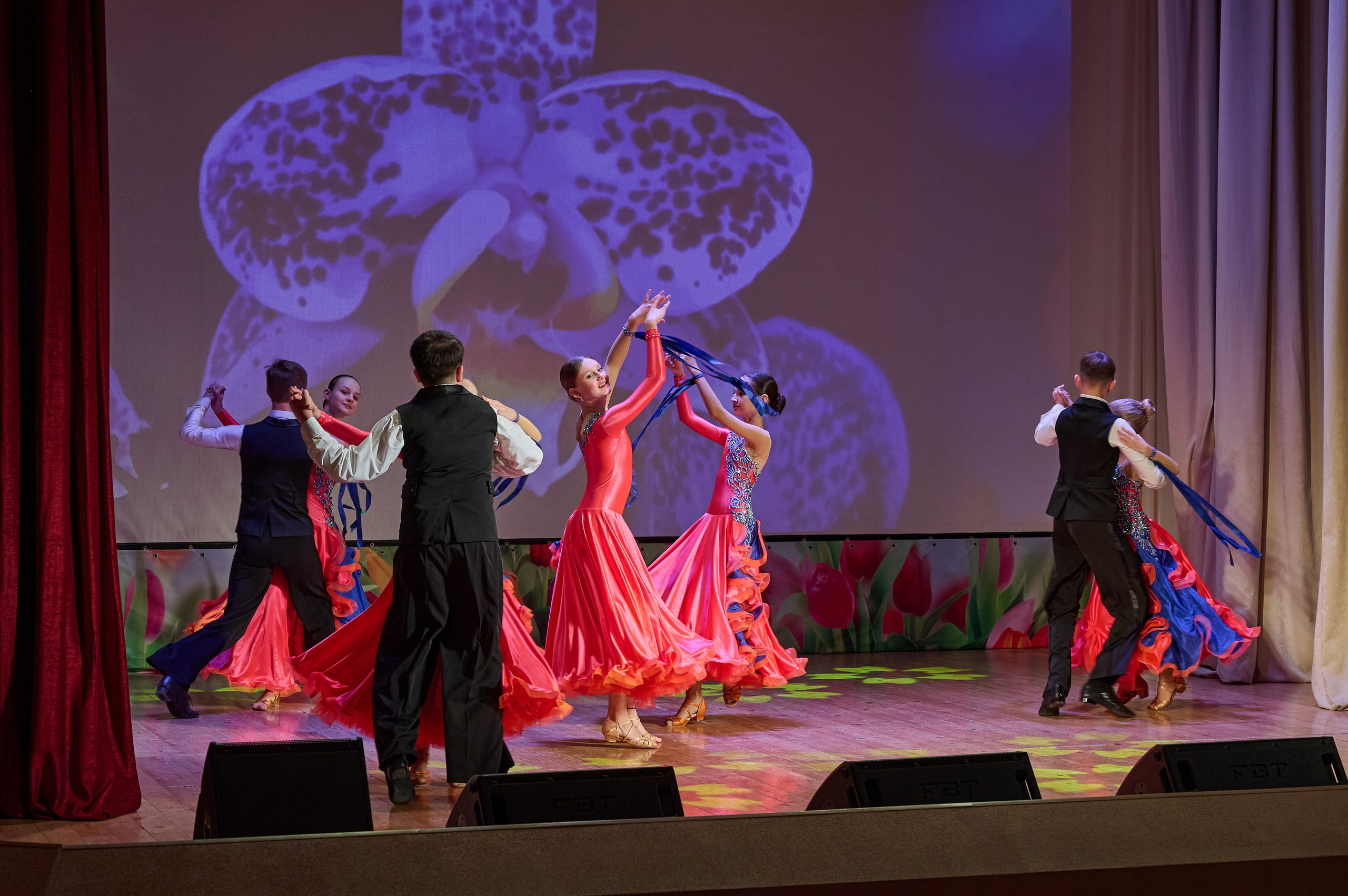 День матери. Кабардинка. Жизнь курорта Кабардинка в фотографиях