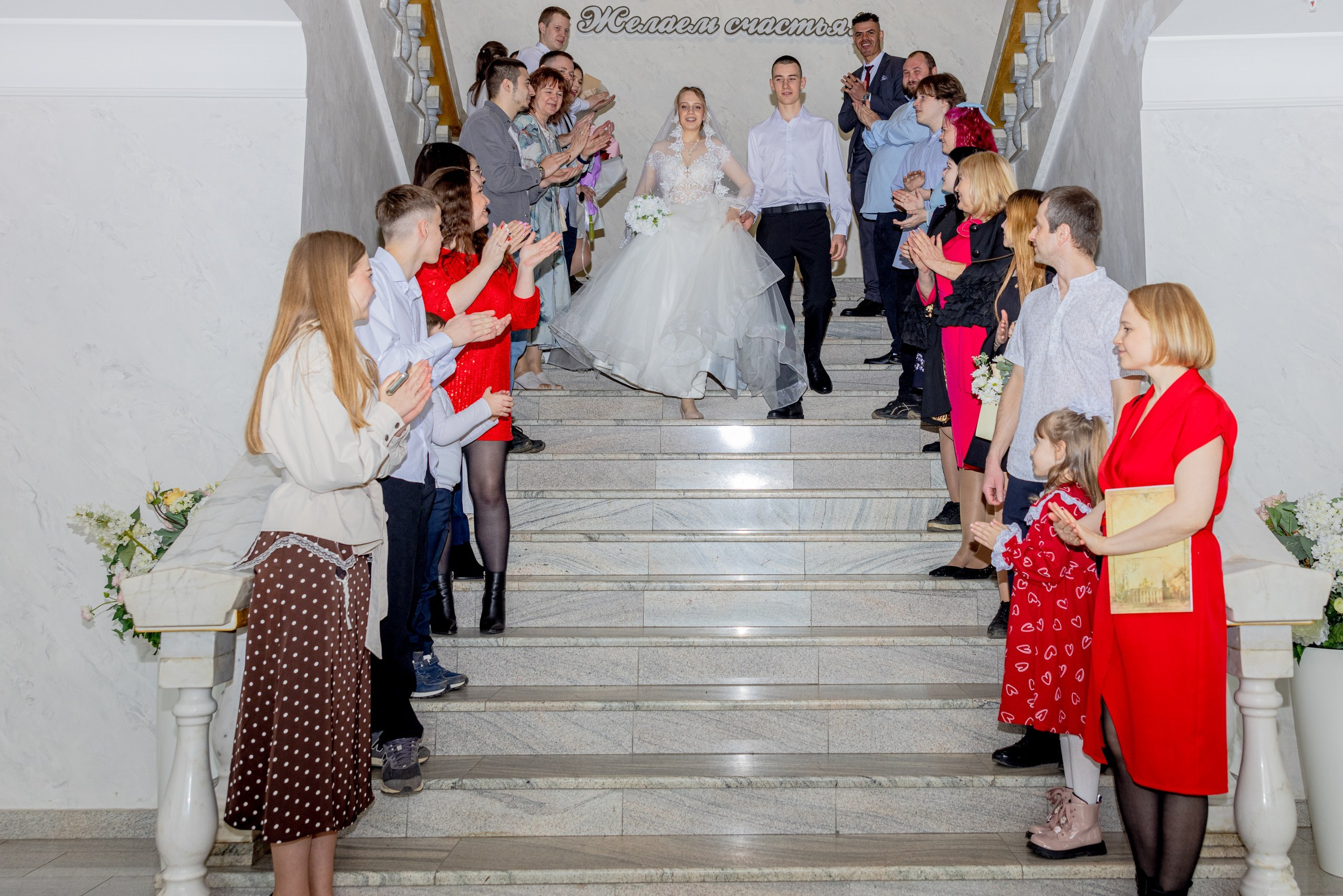 Пример одной свадьбы ЗАГС, ресторан. Фотограф в Туле Крупский АнДРей. Фотостудия «КАДР71» в Туле