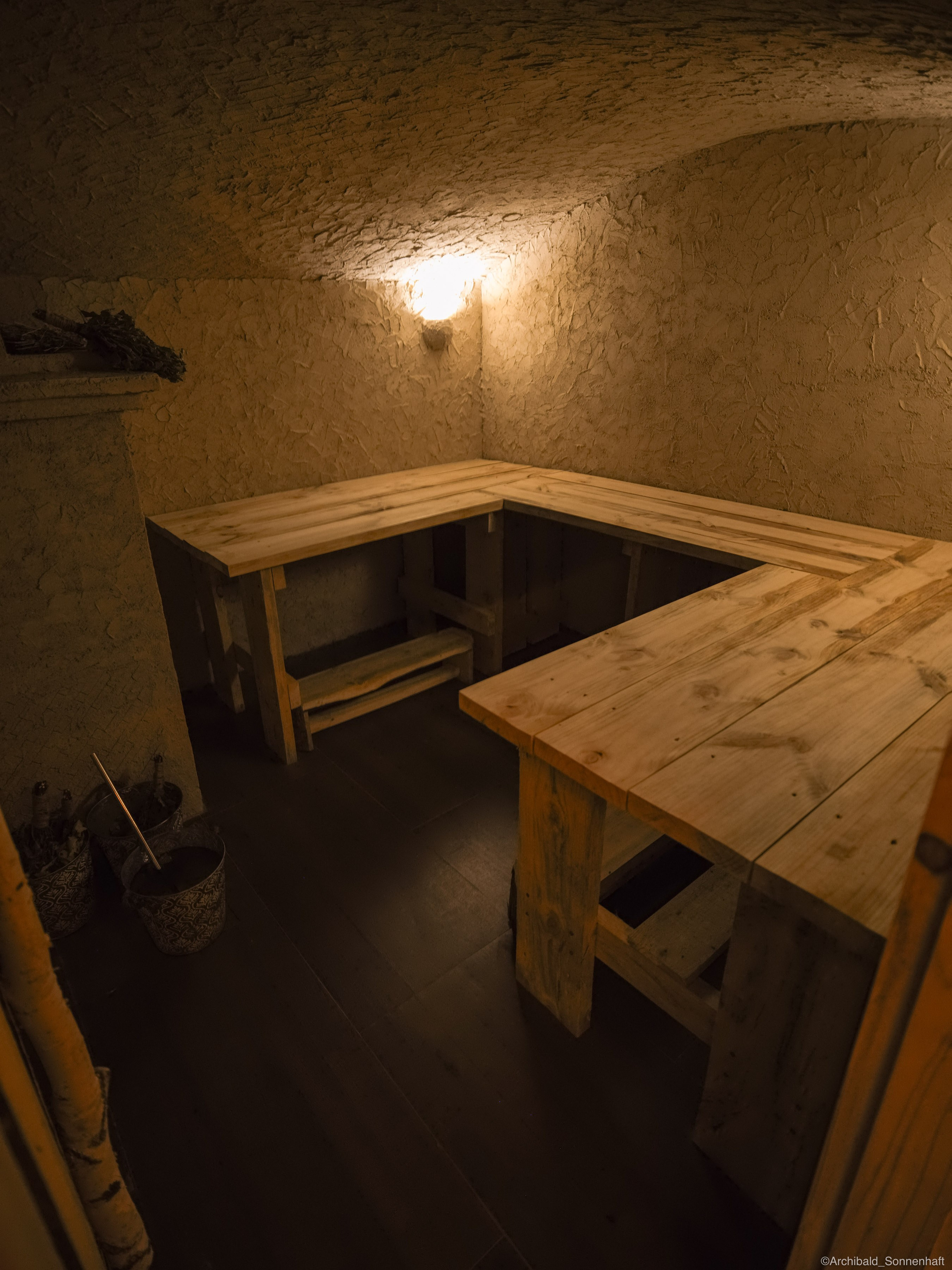 Banya1 in GZ. Photographer in Guangzhou, China. Archibald Sonnenhaft