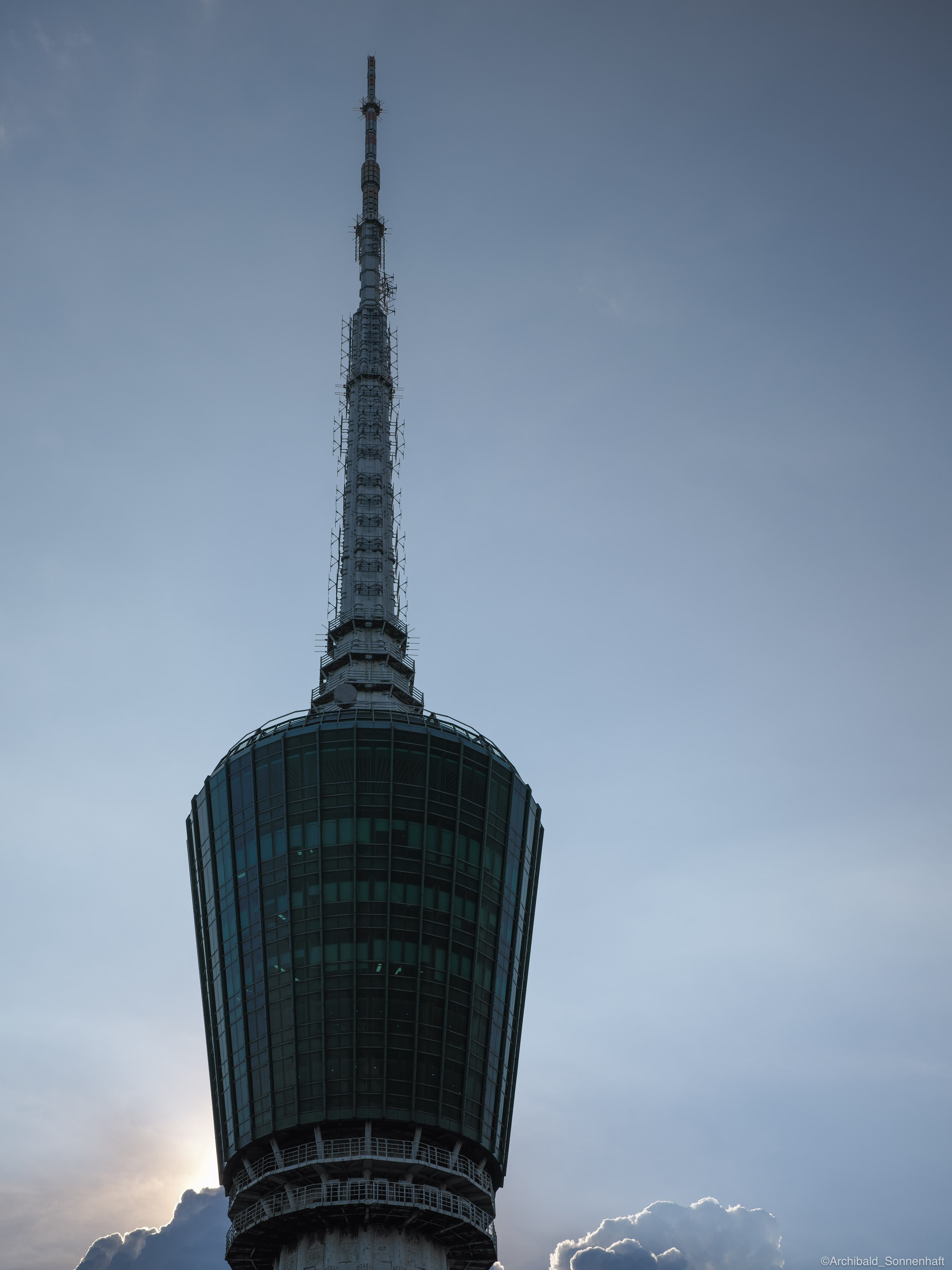 Shenzhen hike. Photographer in Guangzhou, China. Archibald Sonnenhaft