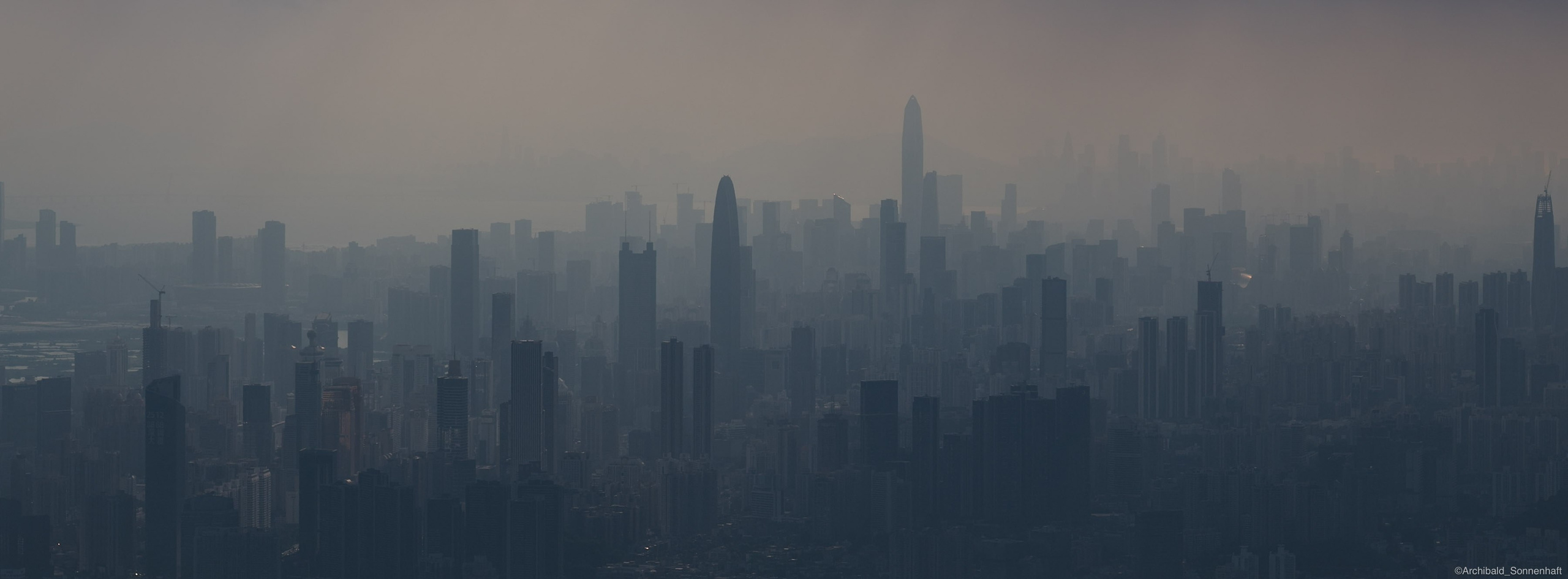 Shenzhen hike. Photographer in Guangzhou, China. Archibald Sonnenhaft