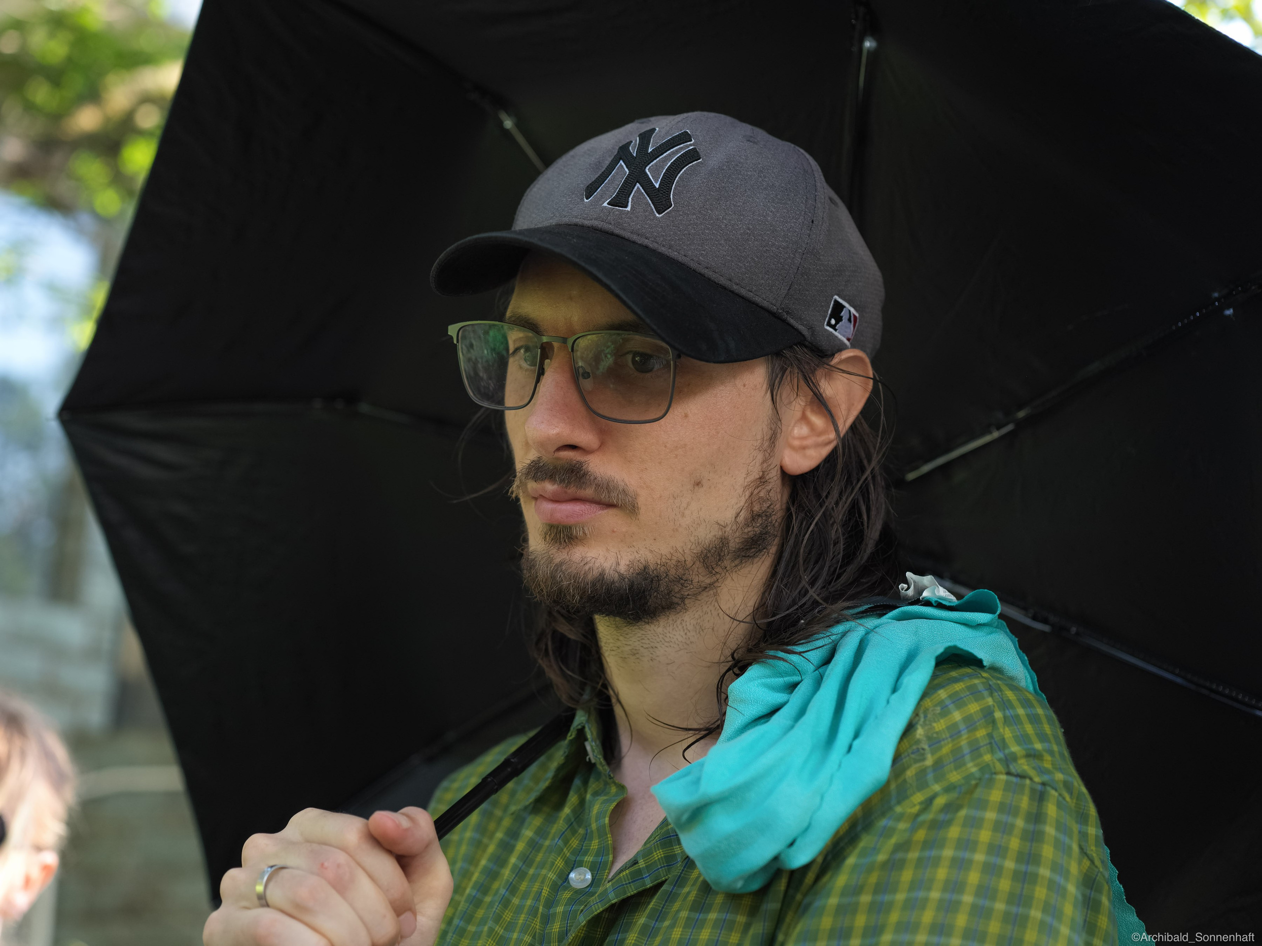Shenzhen hike. Photographer in Guangzhou, China. Archibald Sonnenhaft