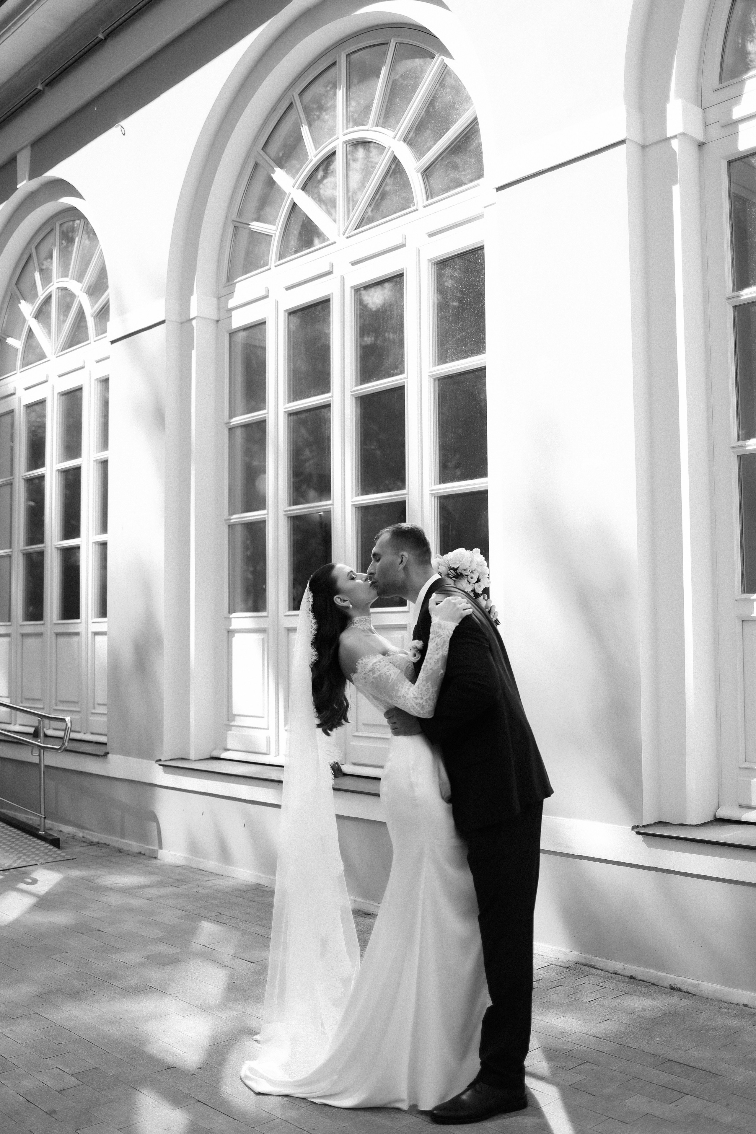 И. + А. Усадьба Воронцово, Radisson Blu Olympiyskiy, банкет в ресторане Mansard Restaurant And Hall. Свадебный и семейный фотограф в Москве Света Снимает