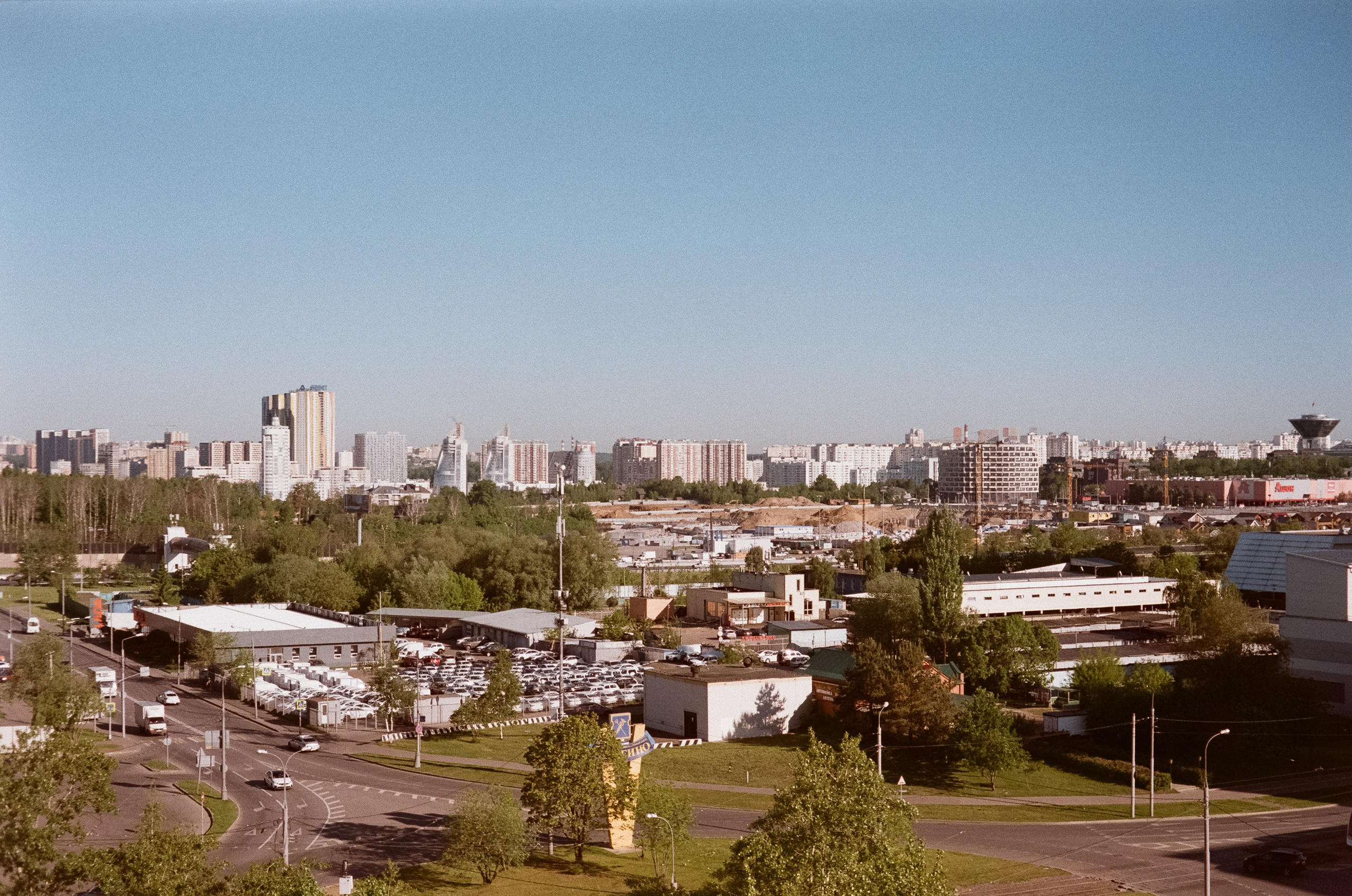 Konica IIIA / Fujicolor Superia 200 (просрочка) / Благовещенский переу