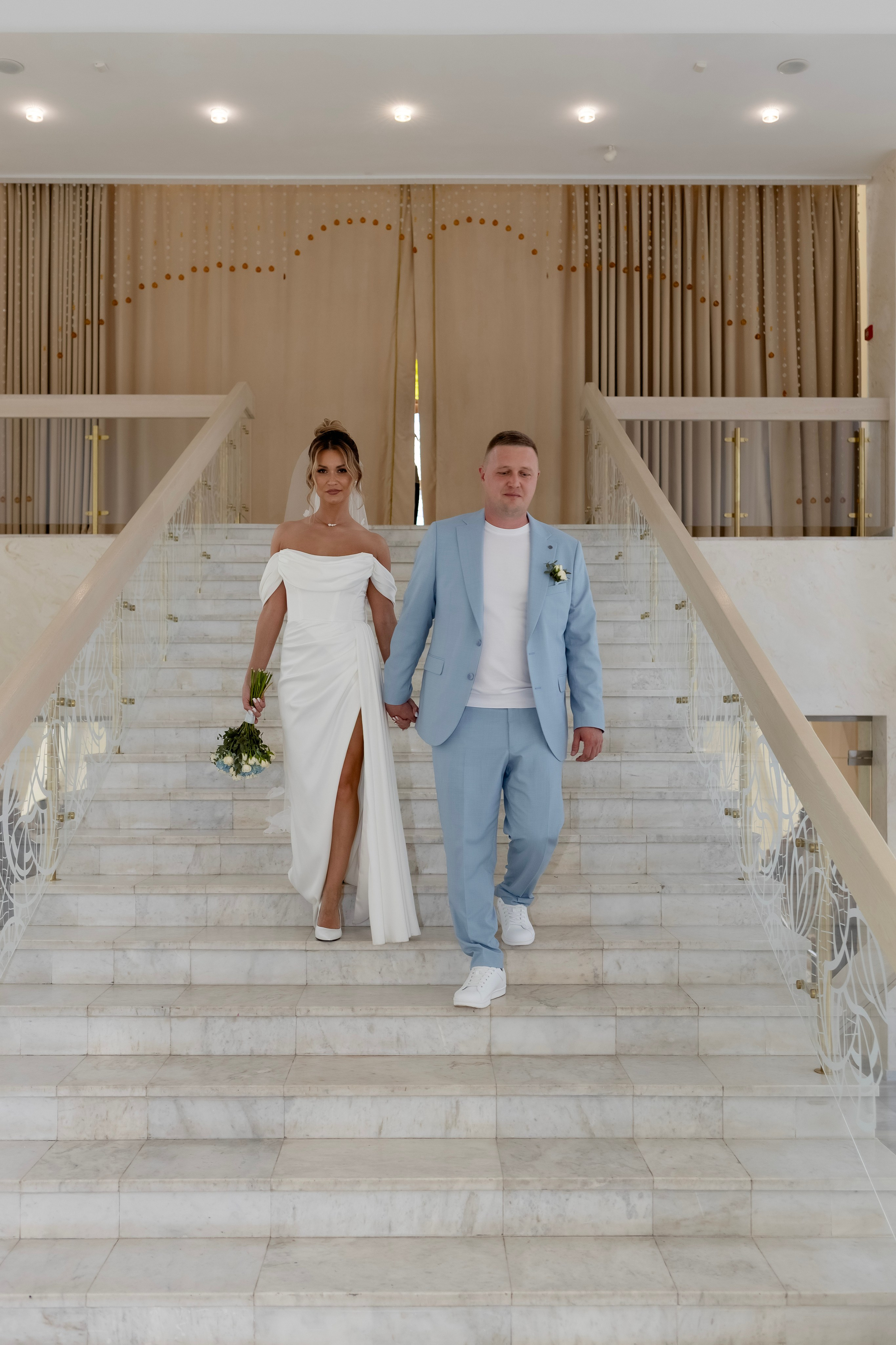 Торжественная регистрация в ЗАГСе. Свадебный фотограф Александра Попова